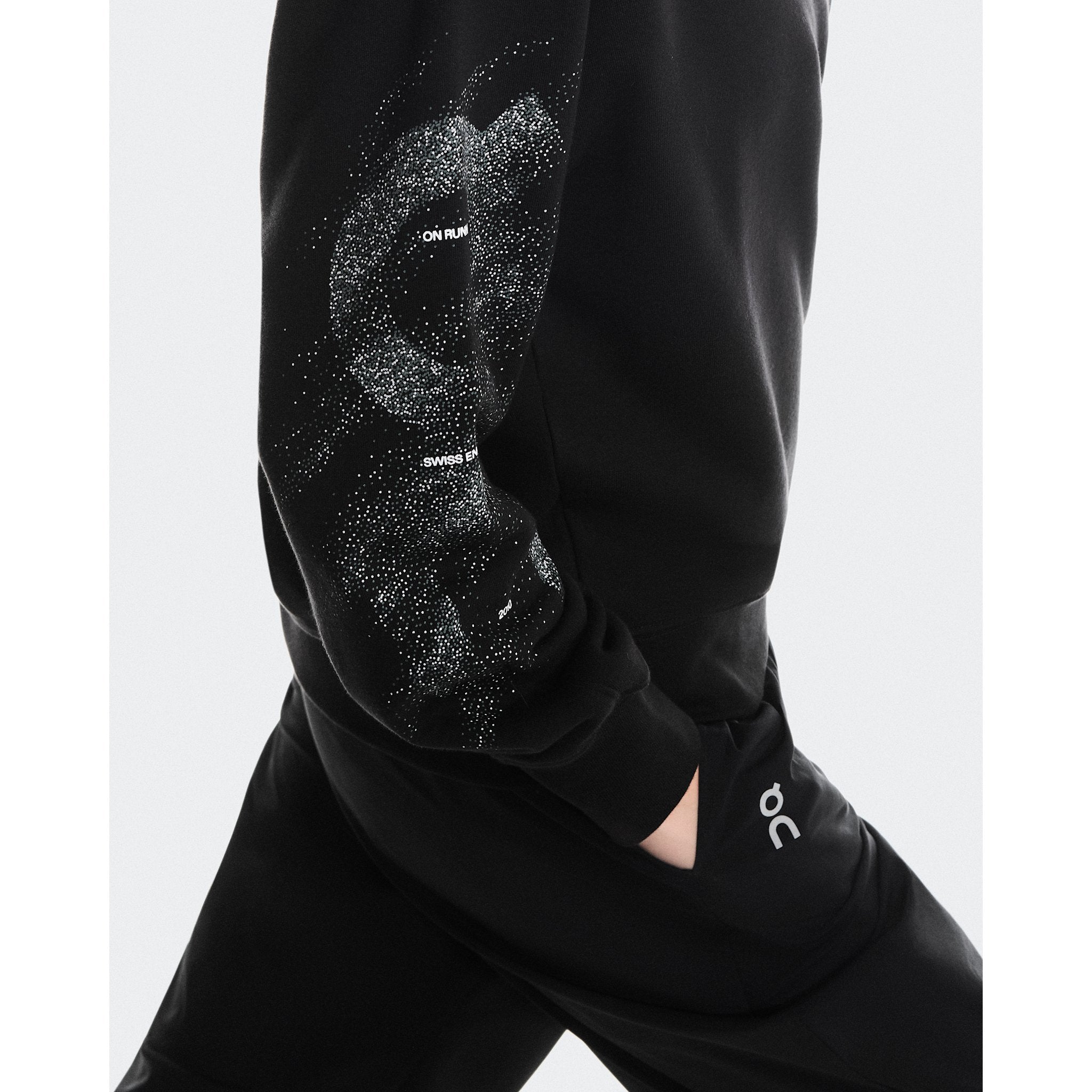 On Club Crew Graphic Black | Olive