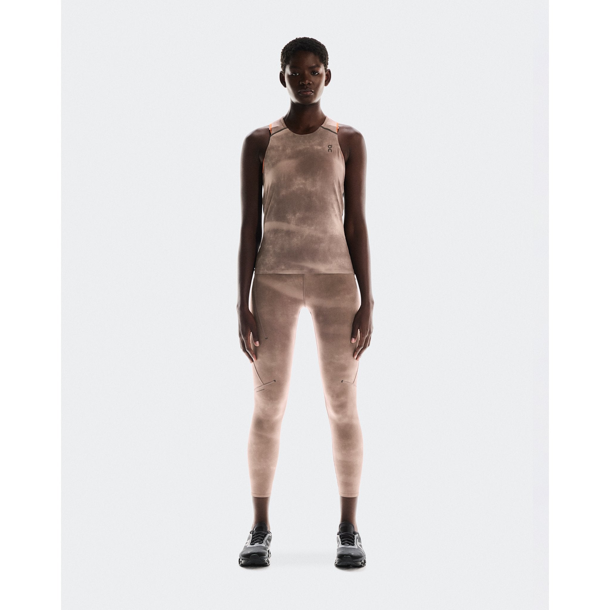 On Performance Tank AOP Cinder | Black