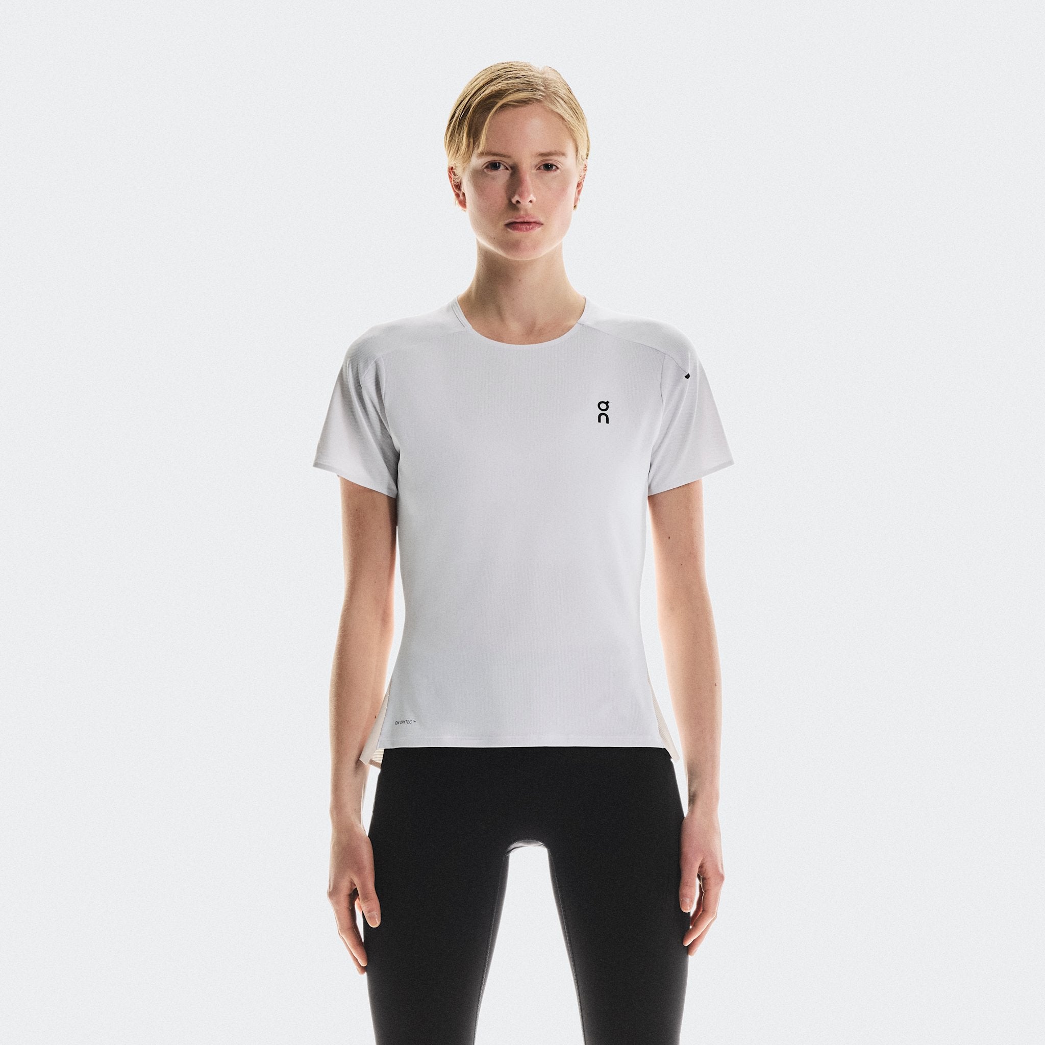 On Performance-T White | Silver