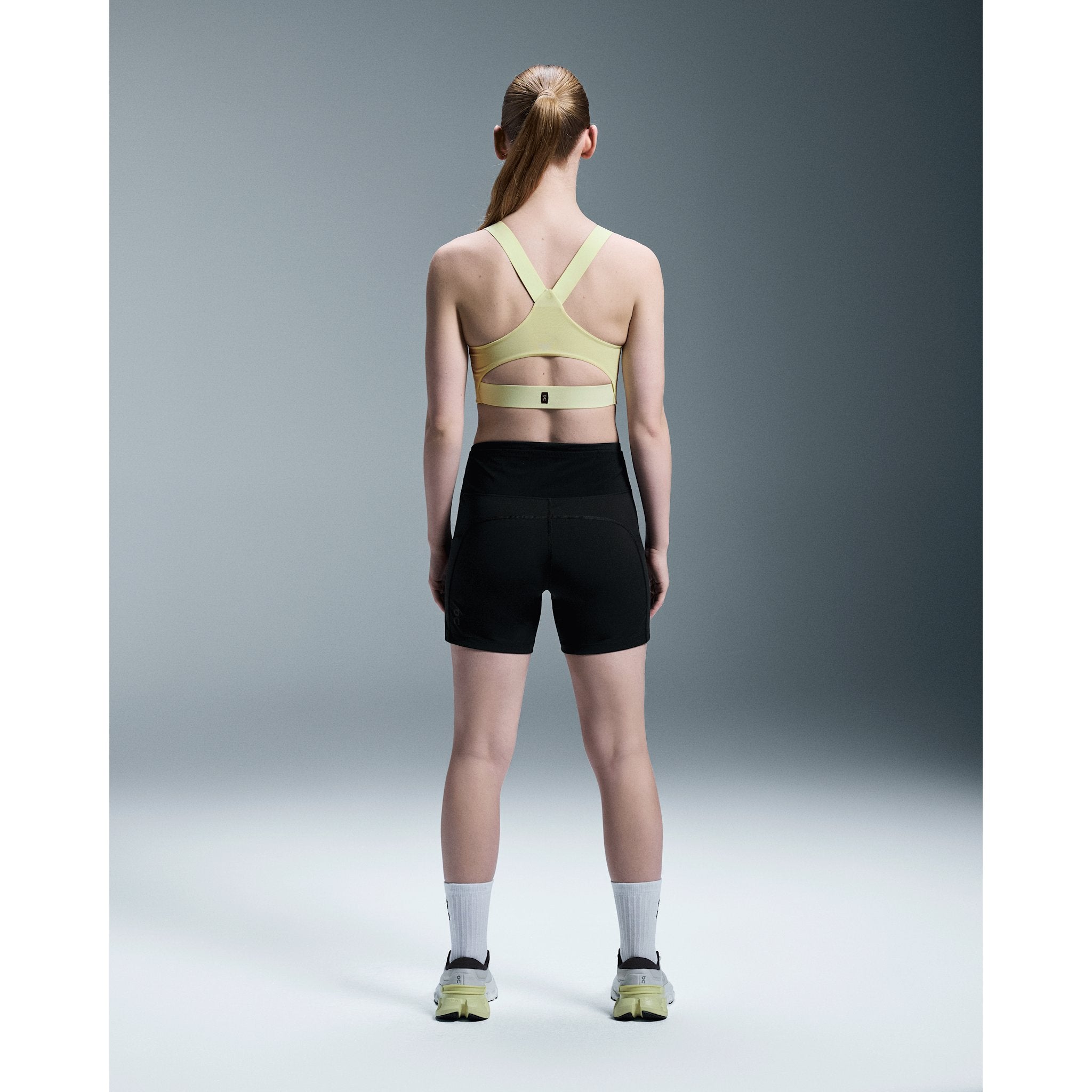 On Performance Flex Bra Hay