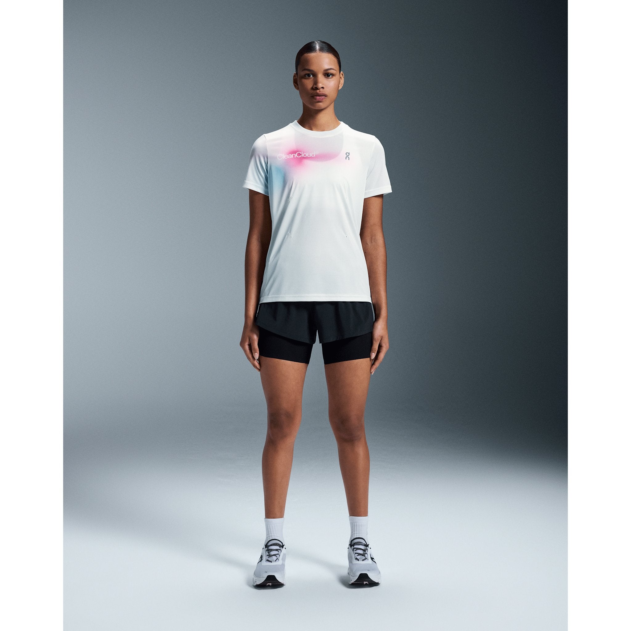 On Pace-T Undyed | Pink