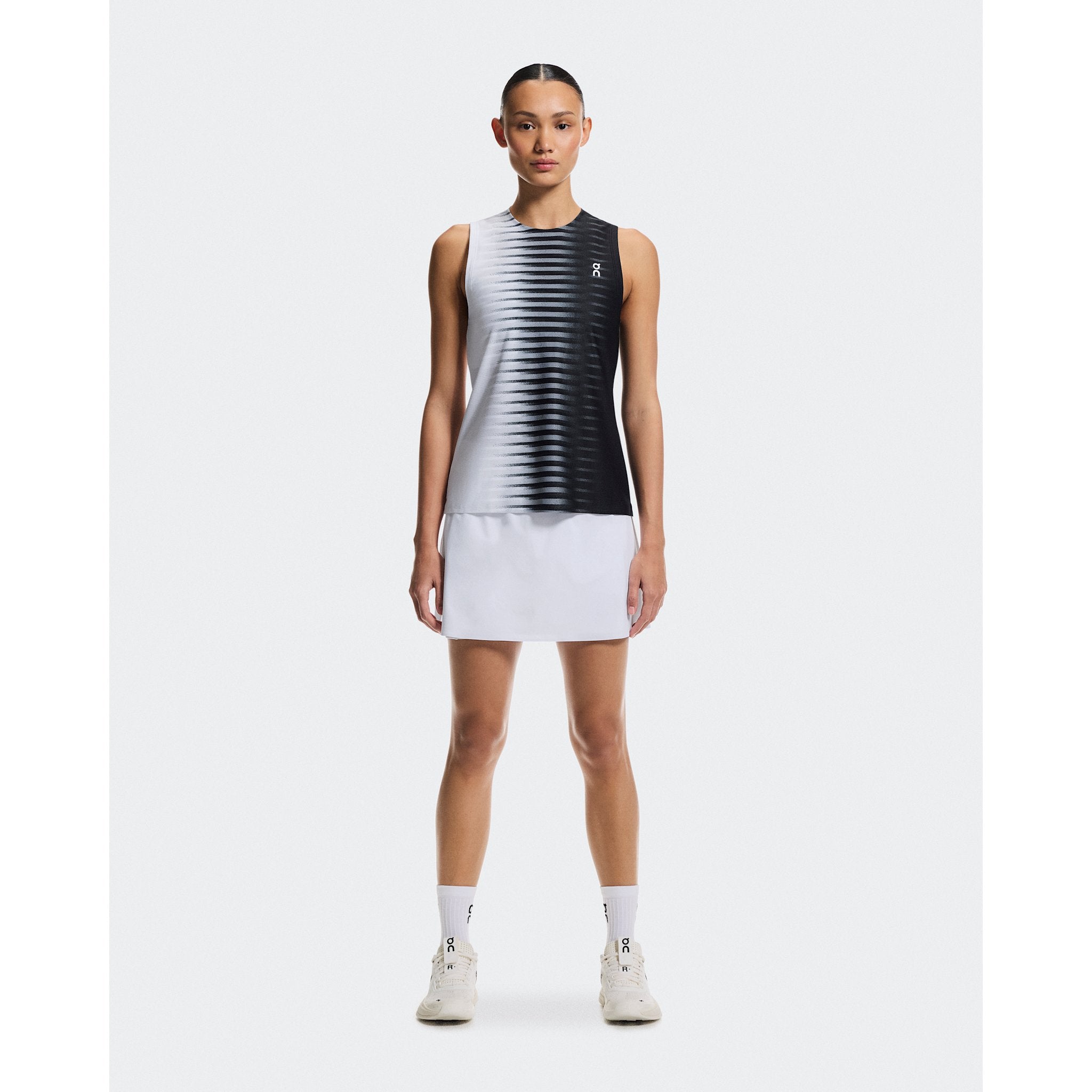 On Court Tank Edge Black | White