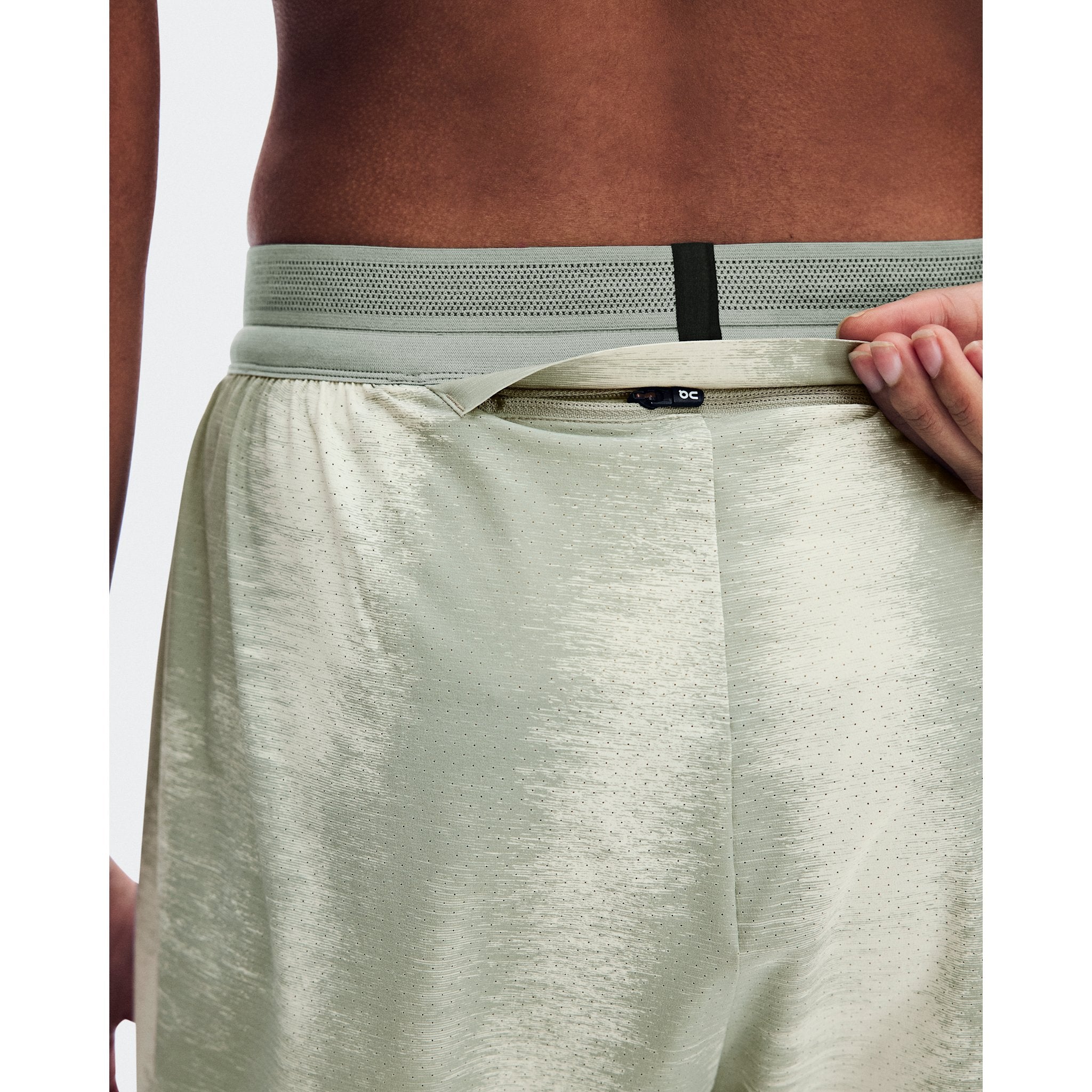 On Performance Shorts Terra Seedling | Tin