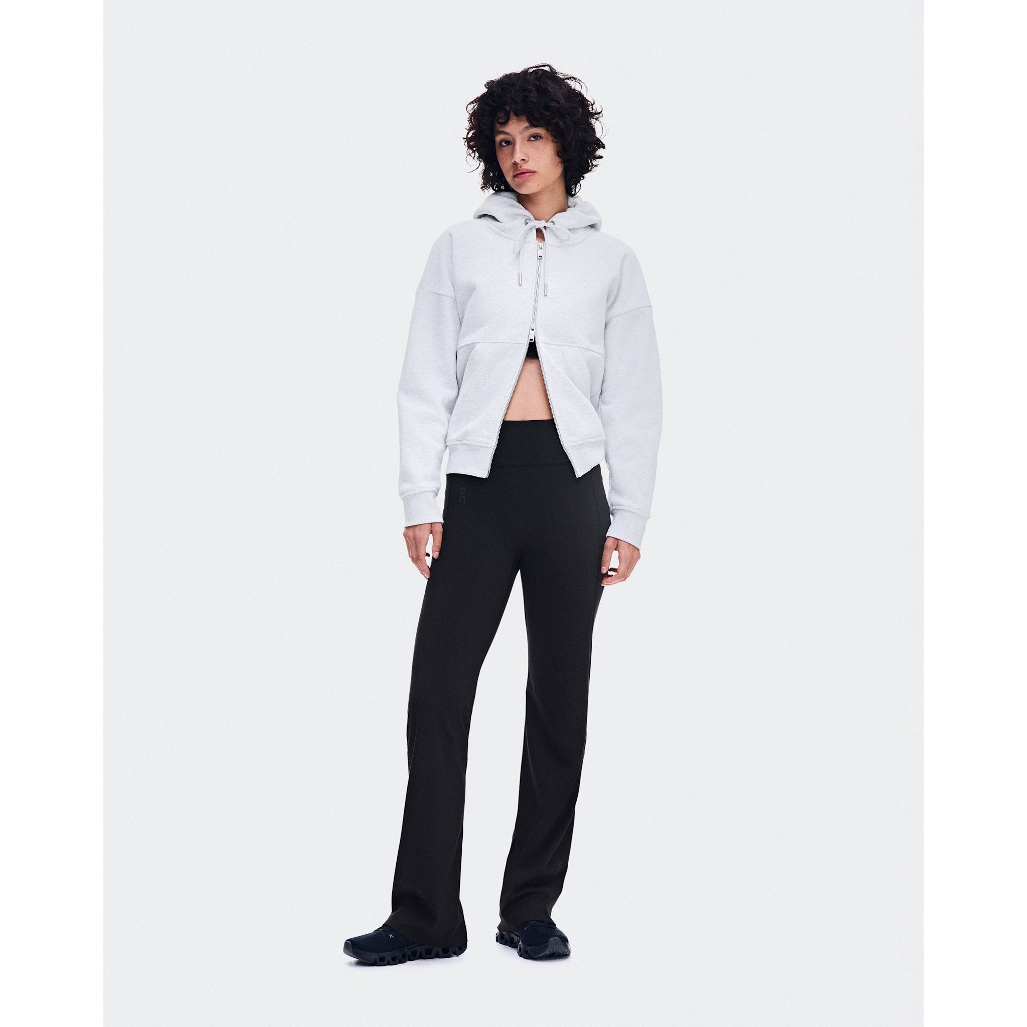 On Studio Flared Pants 32" Black