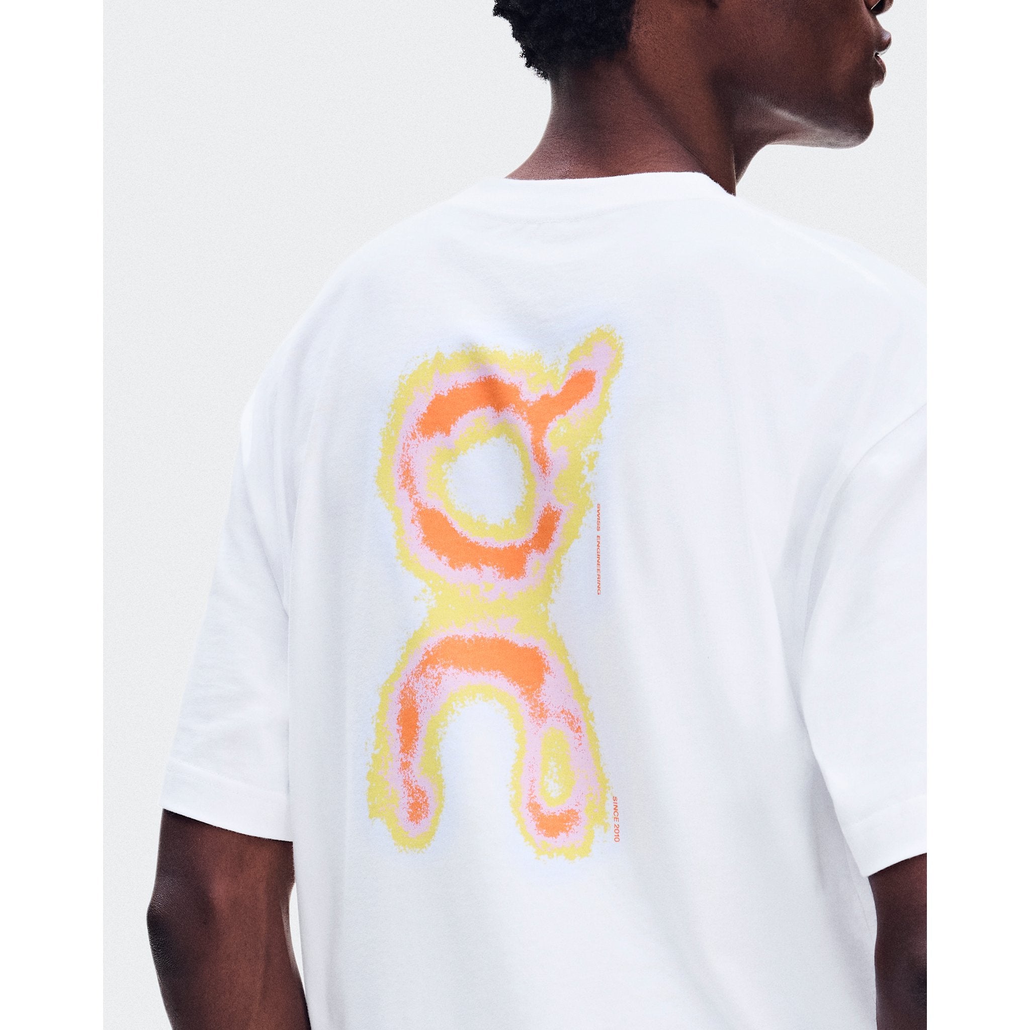 On Club-T Glow White