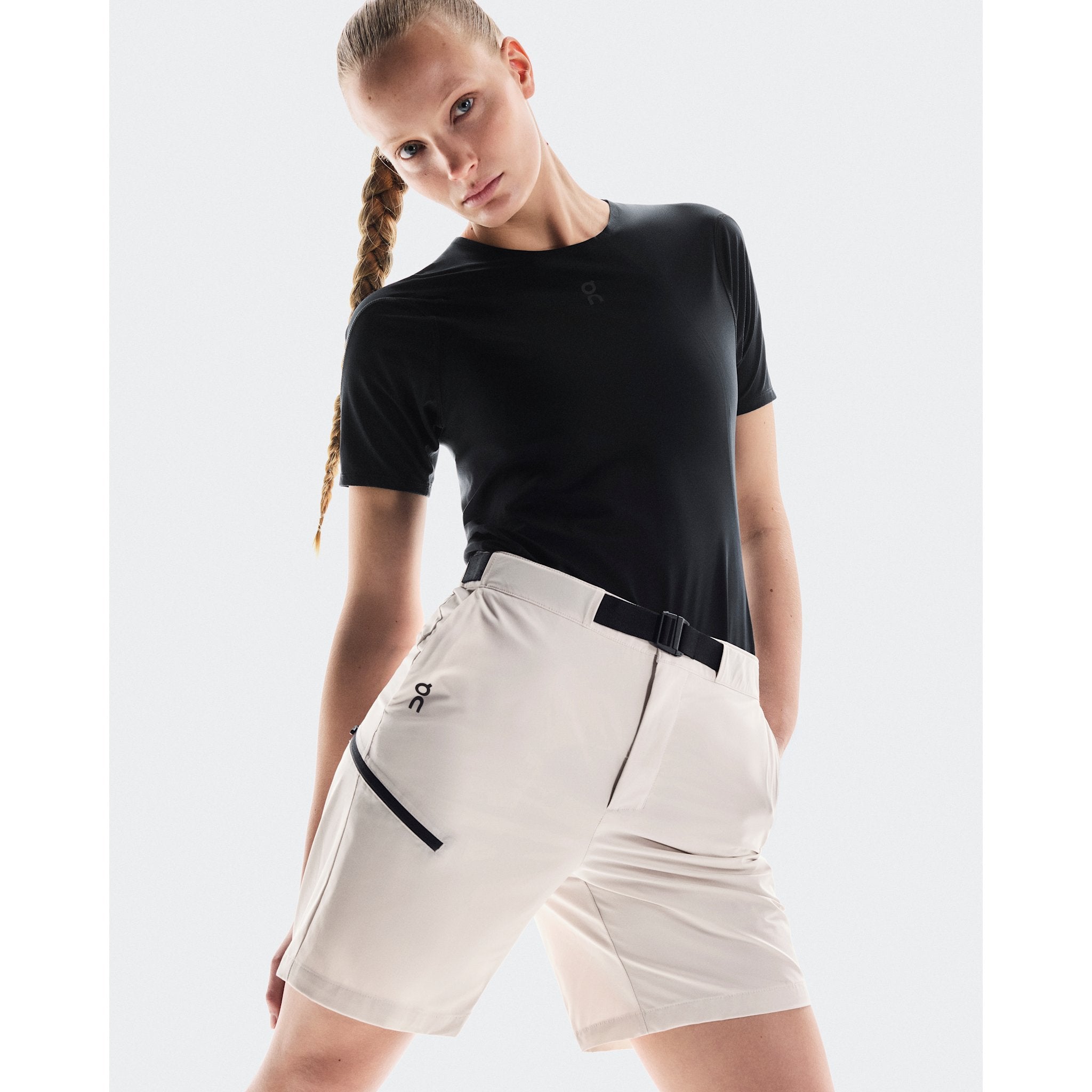 On Trek Short Silver