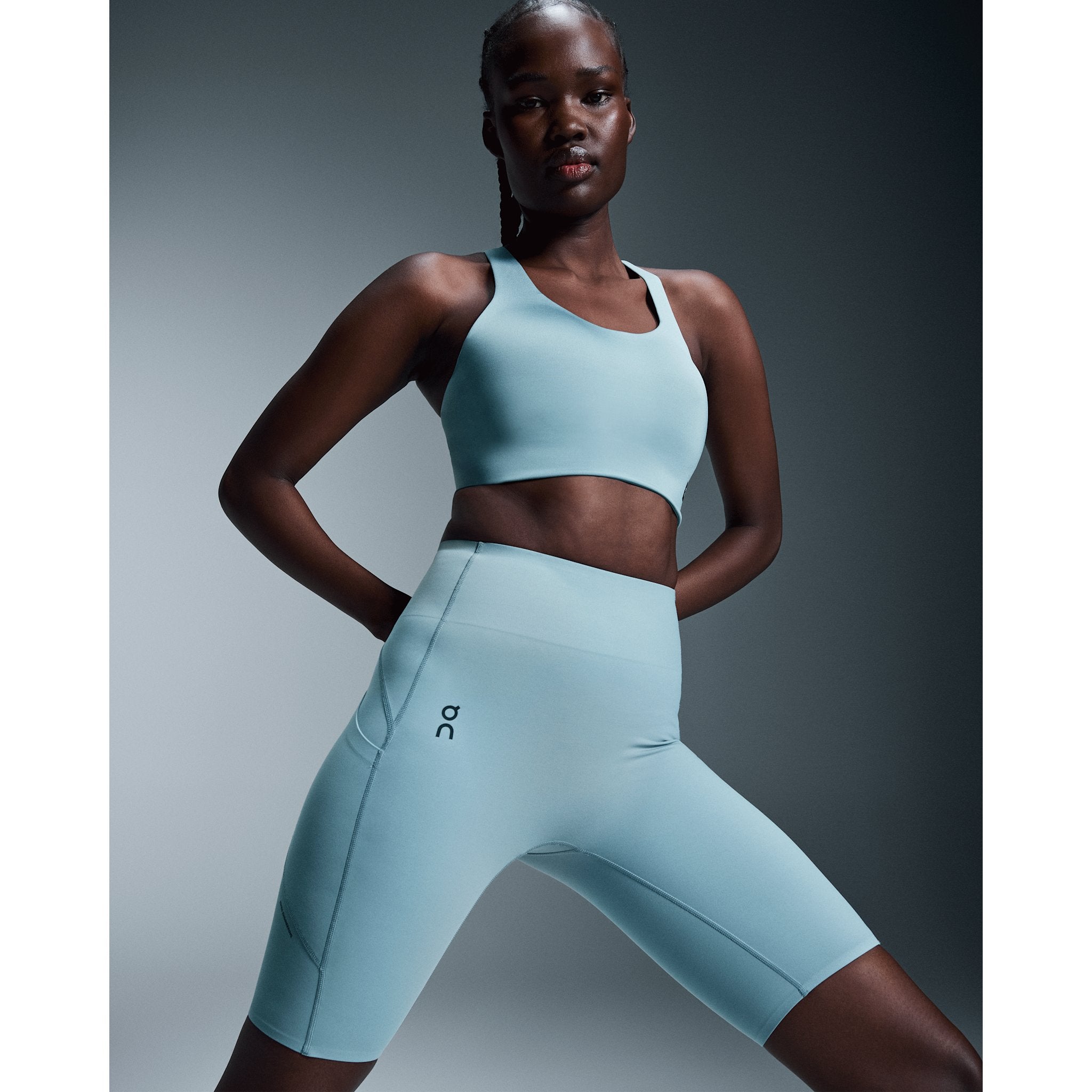 On Movement Tights Short Coast