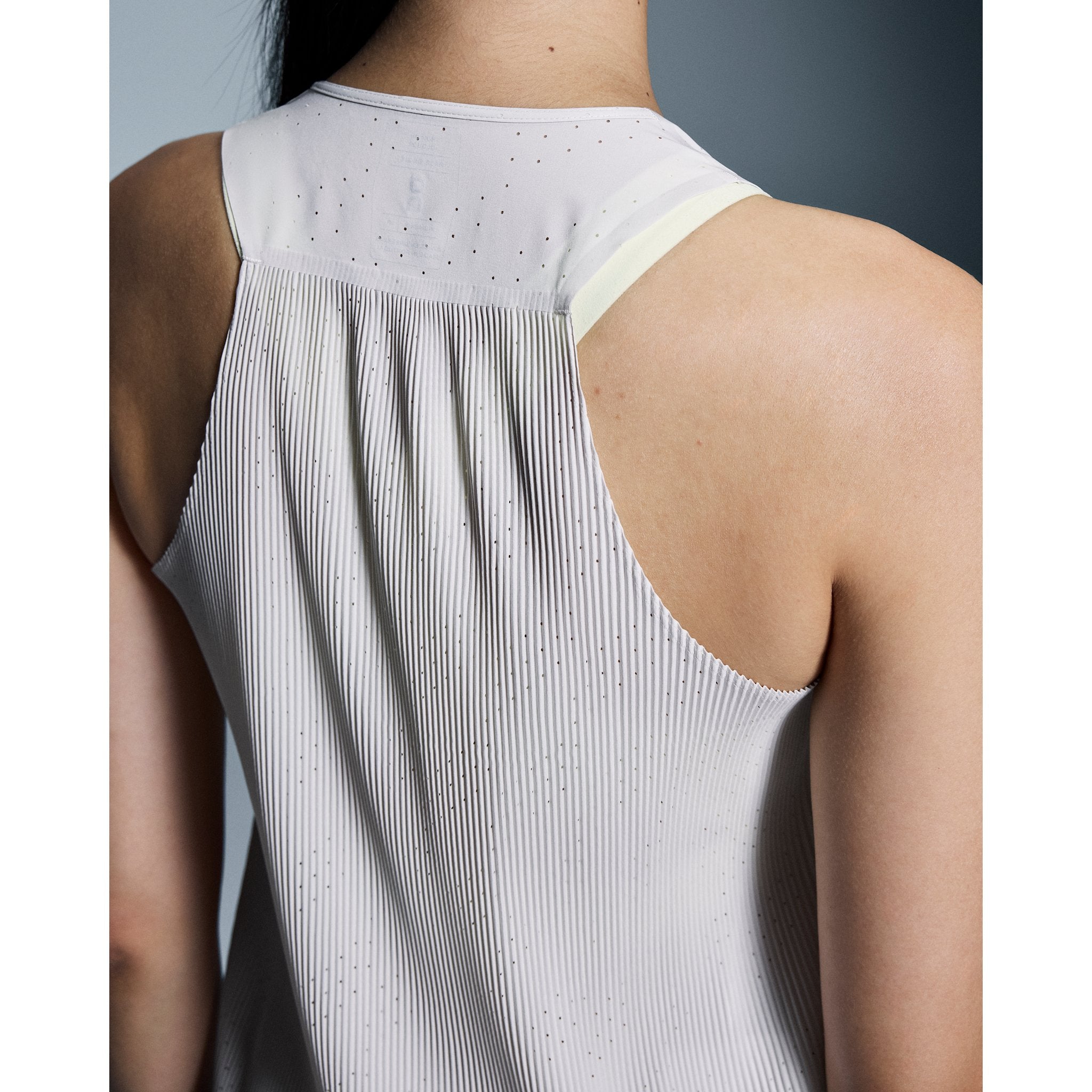 On Race Singlet Silver