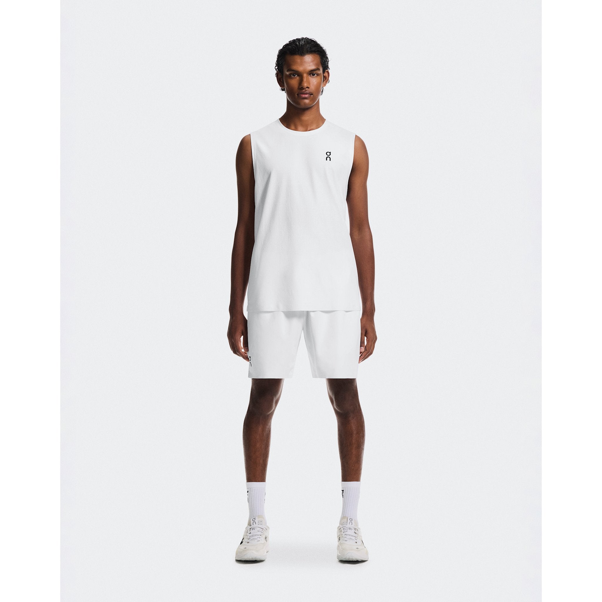 On 7" Court Shorts White