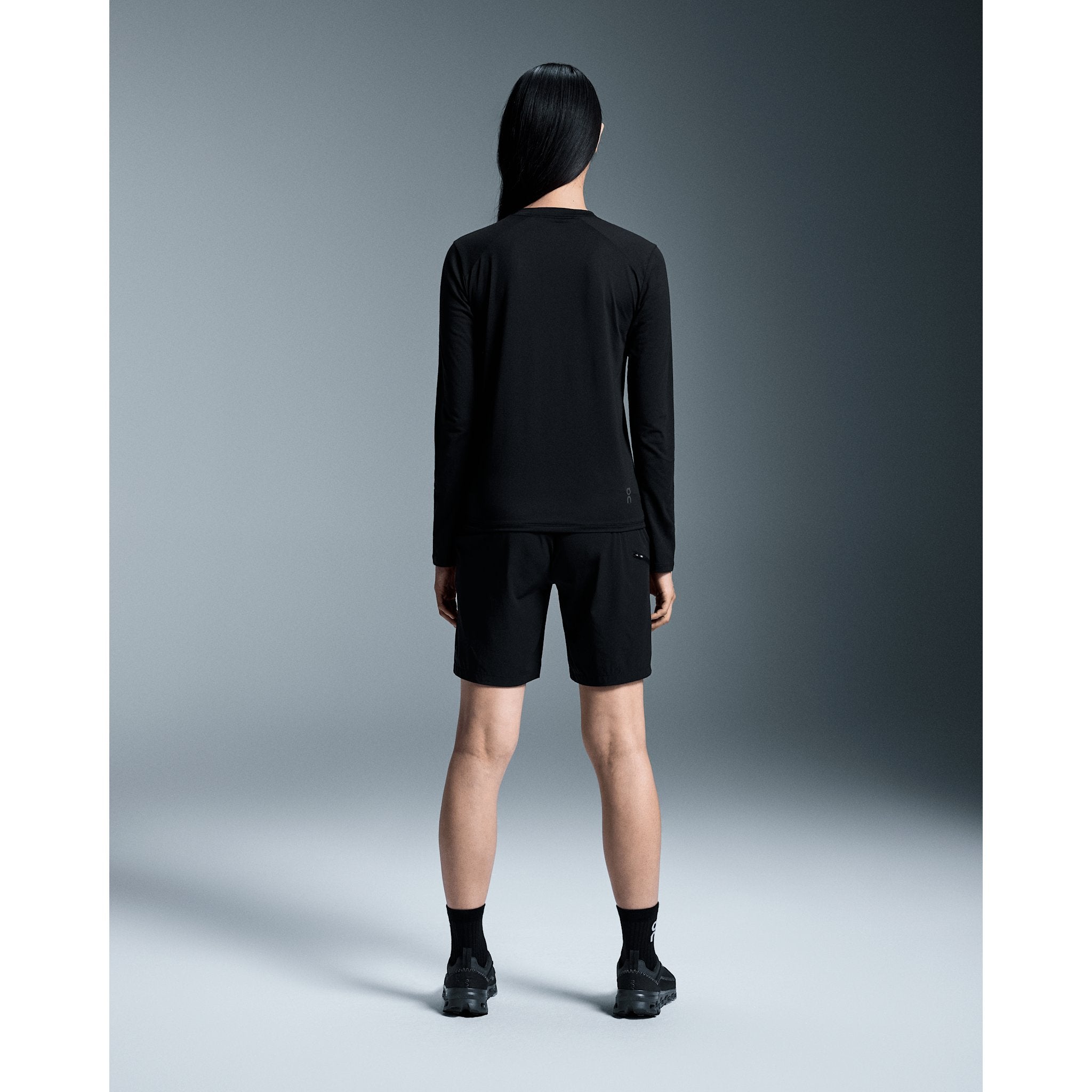 On Trek Long-T Black