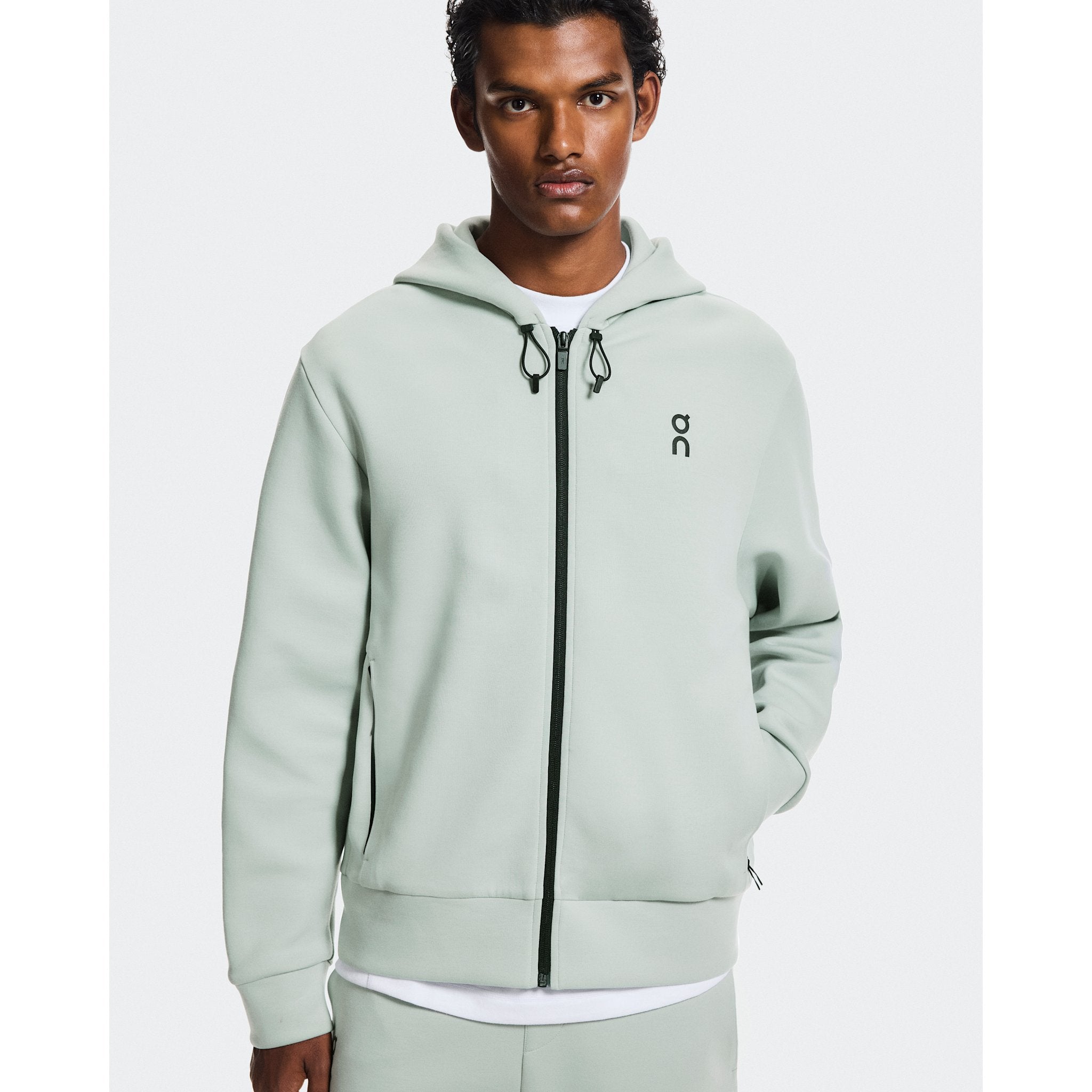 On Focus Tech Zip Hoodie Mineral