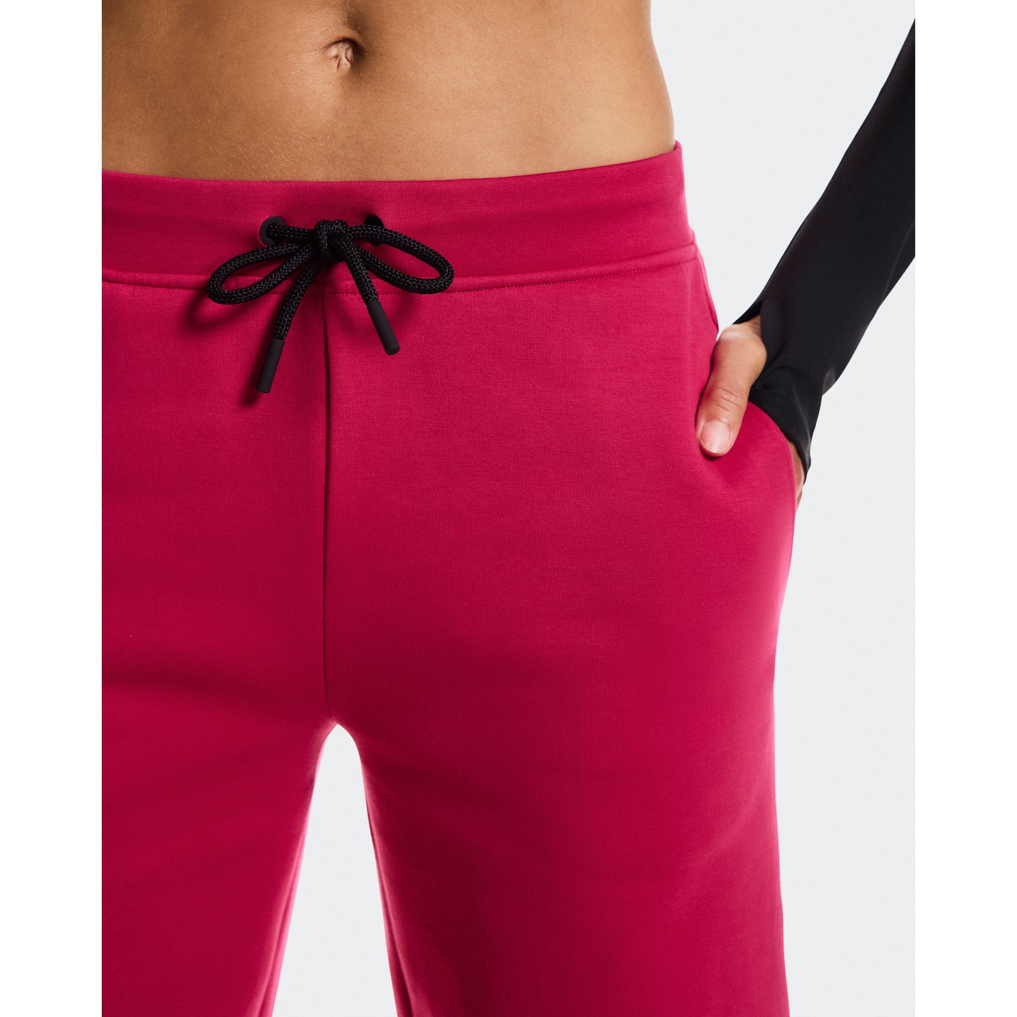 On Focus Tech Sweatpants Grenadine