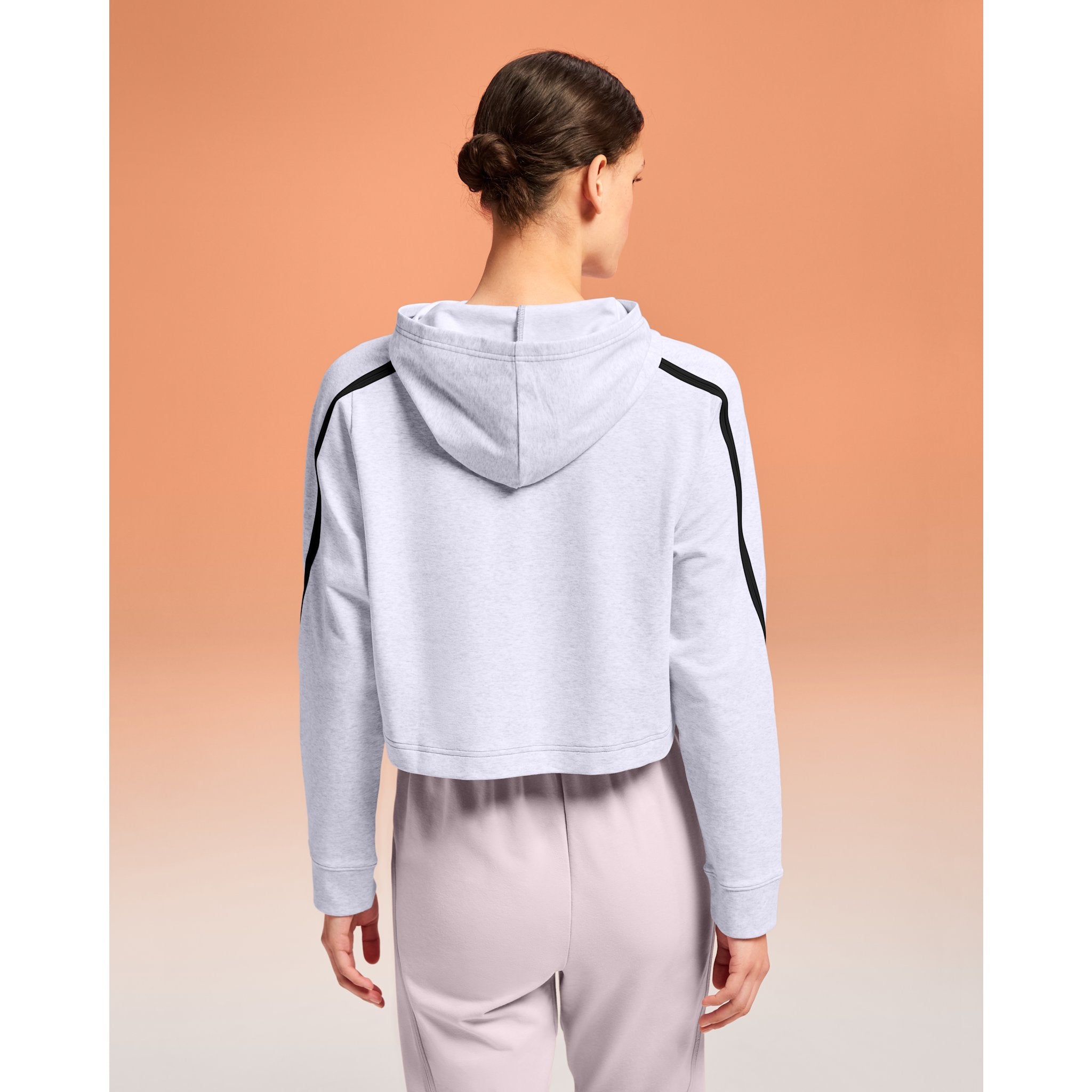 On Movement Hoodie Crater
