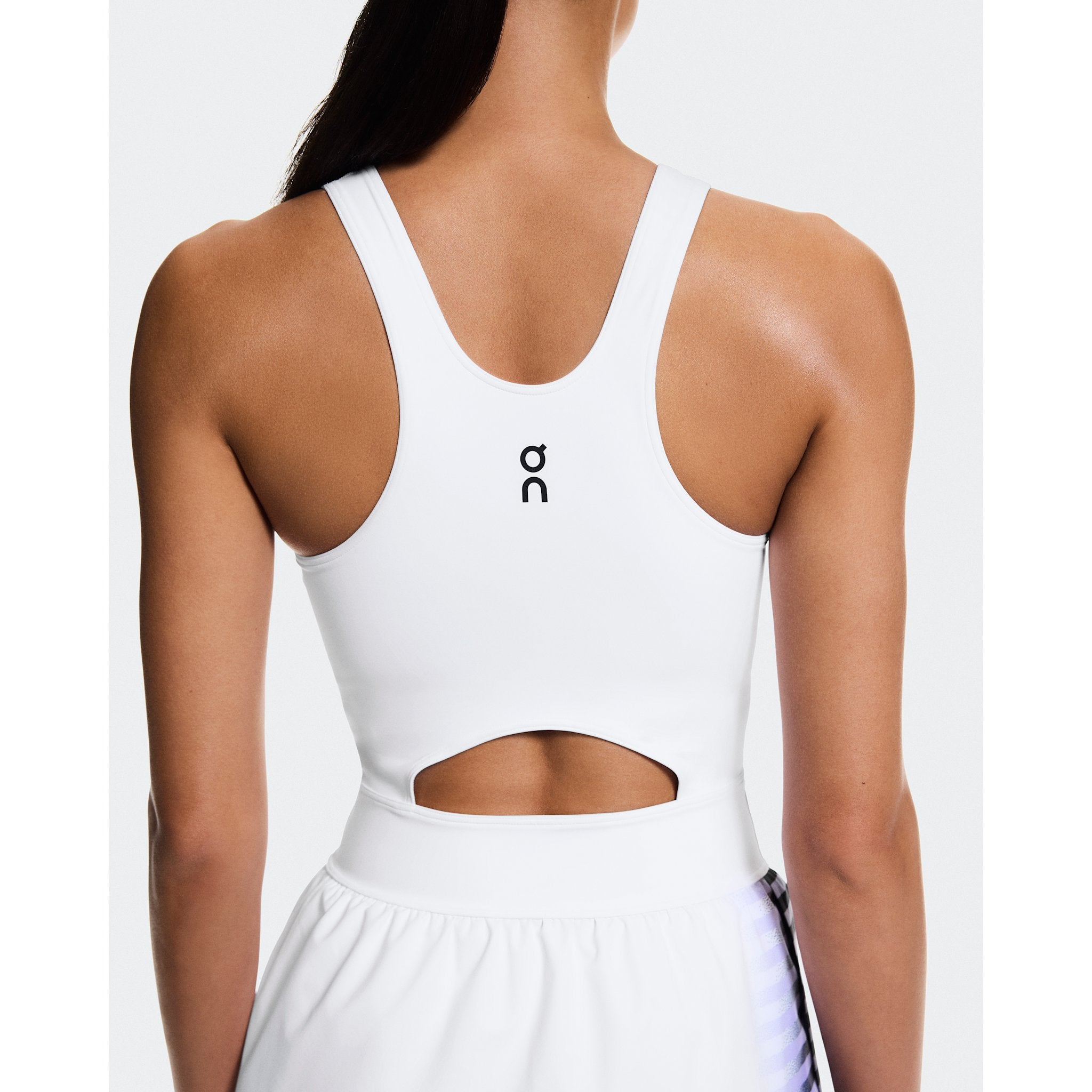 On Court Dress Split Edge White | Black