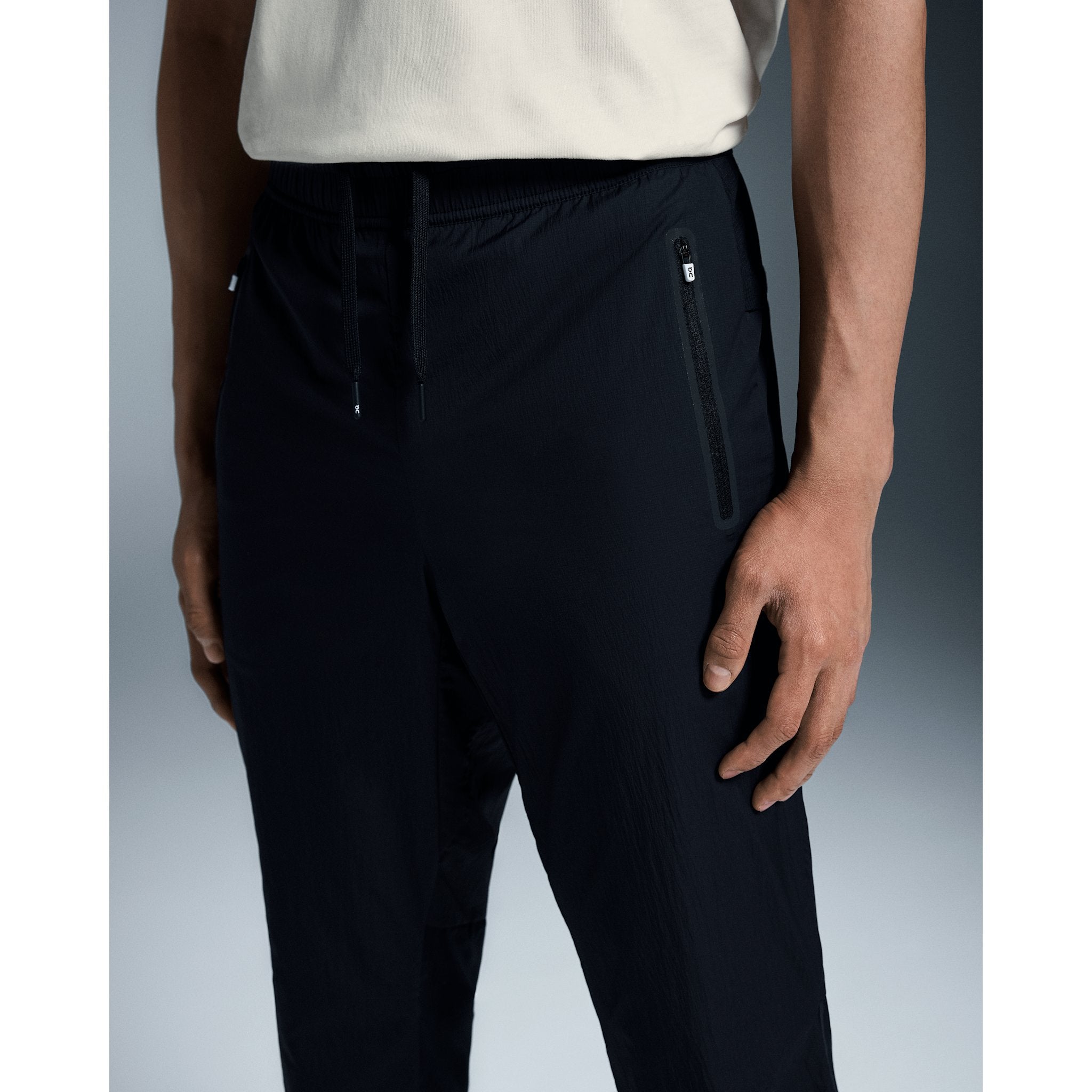 On Track Pants Beams Black
