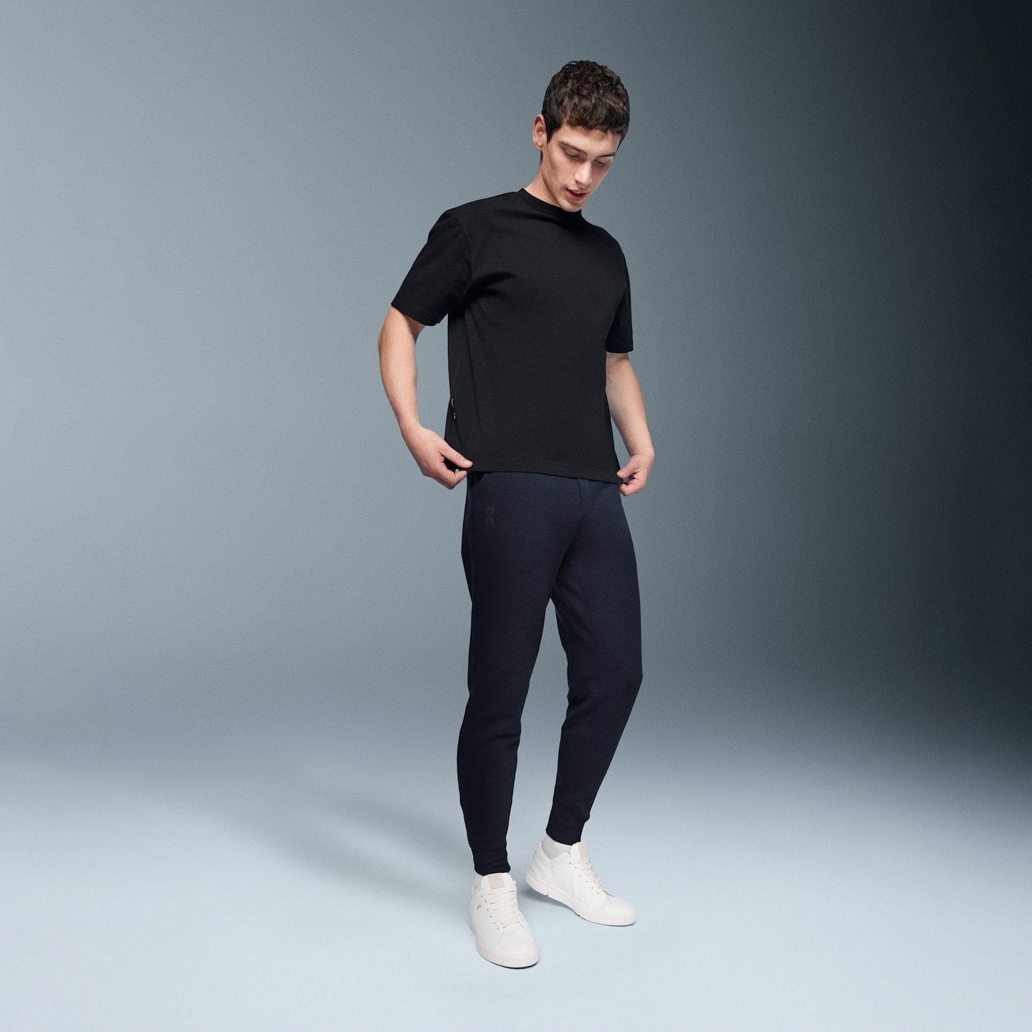 On Sweat Pants Desert