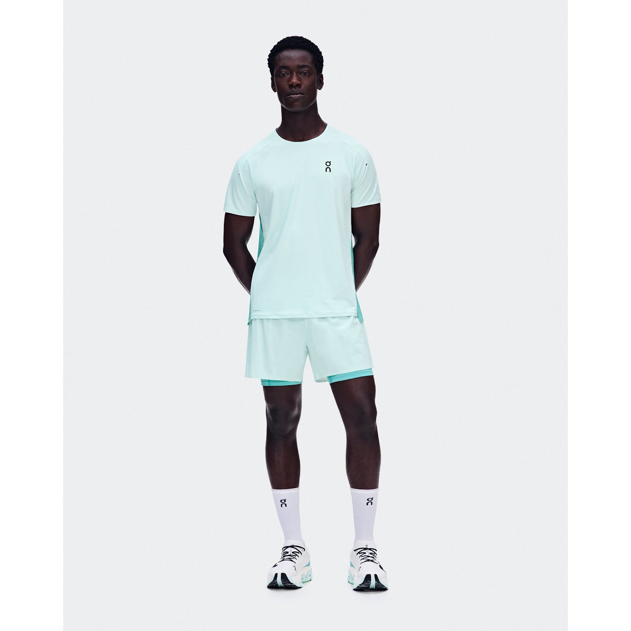 On Performance-T Flurry | Aquamarine