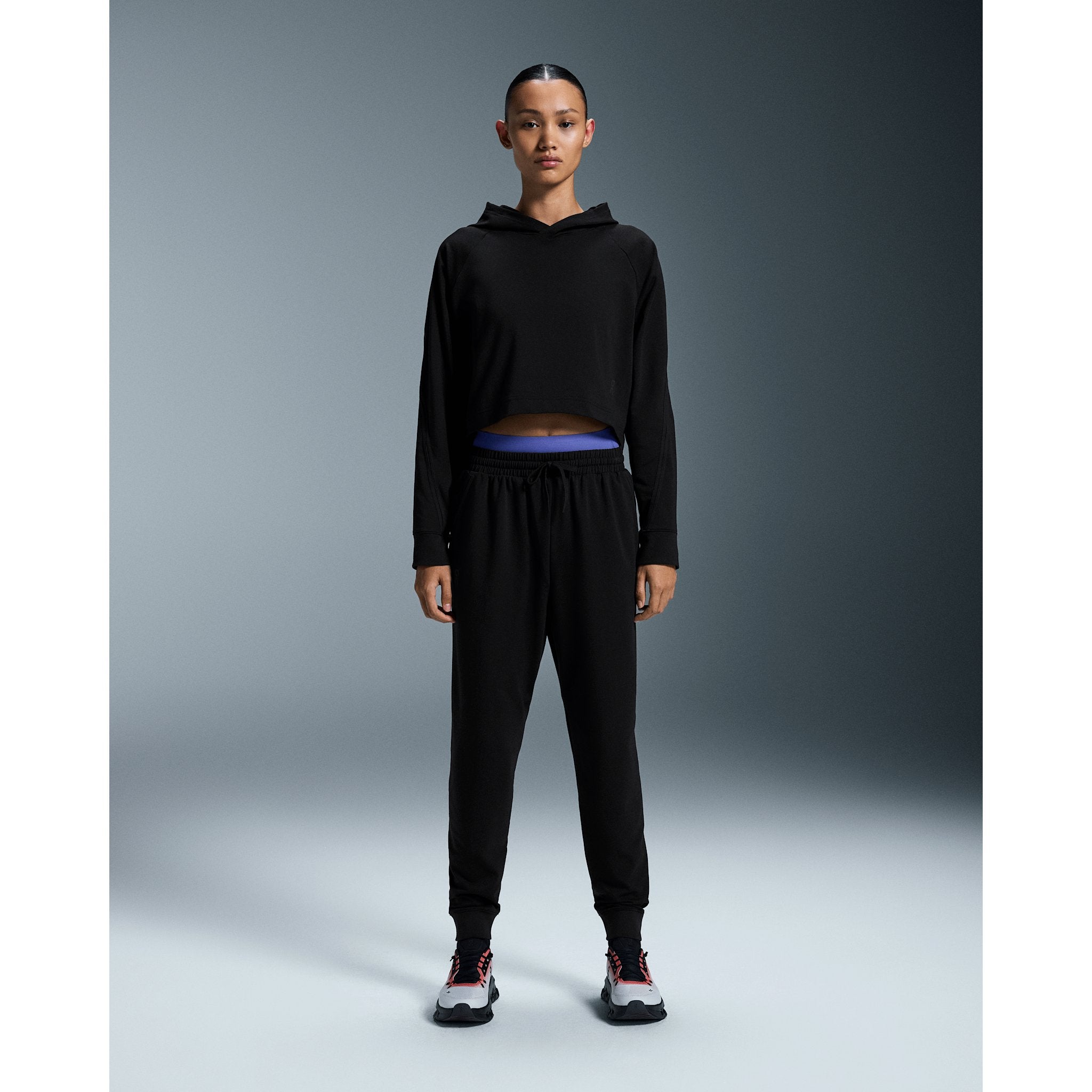 On Movement Hoodie Black