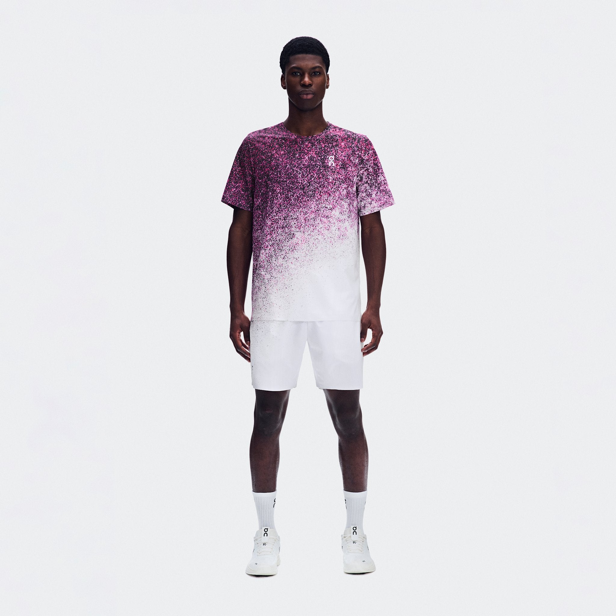 On 7" Court Shorts Fade Nebula | White