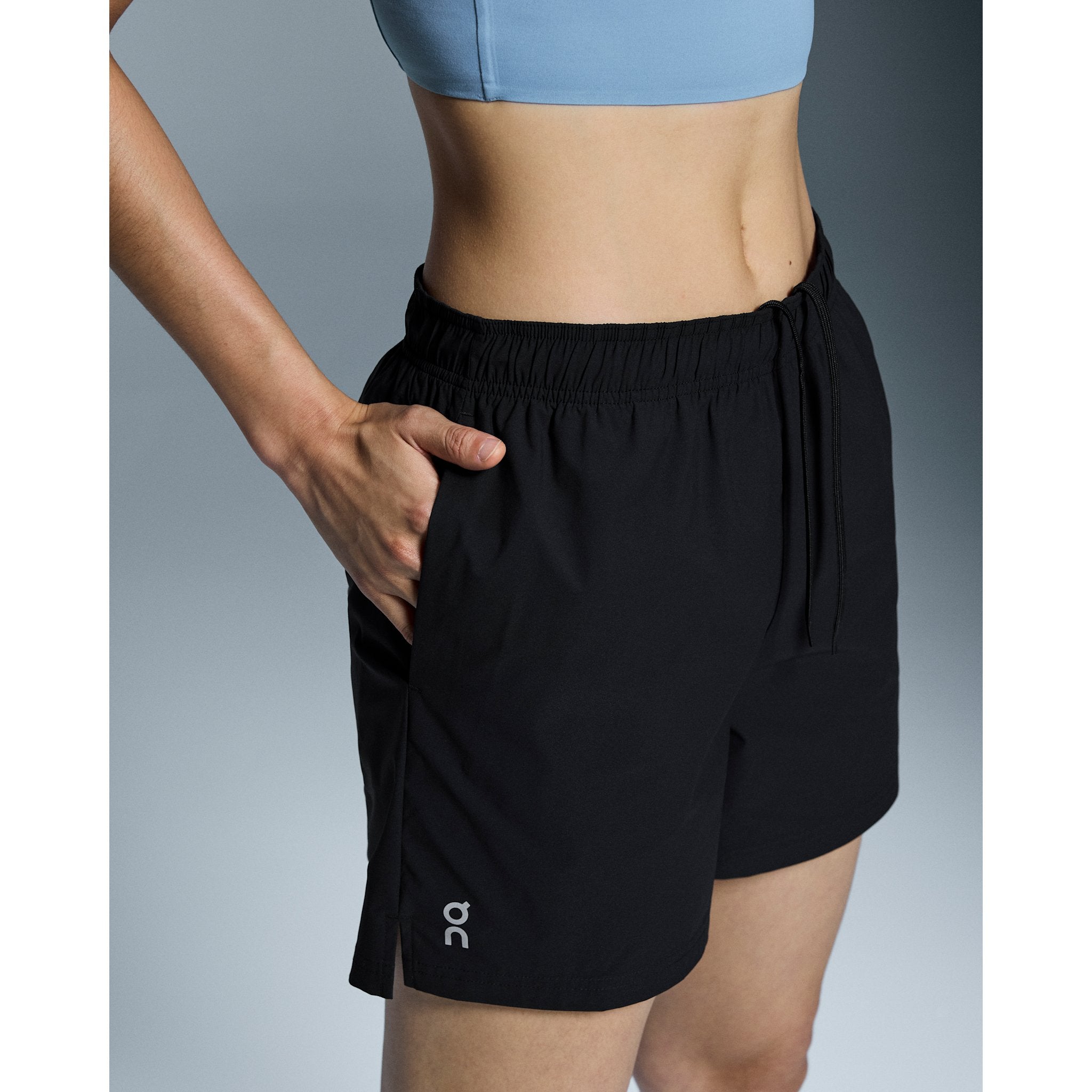 On 5" Core Shorts Black