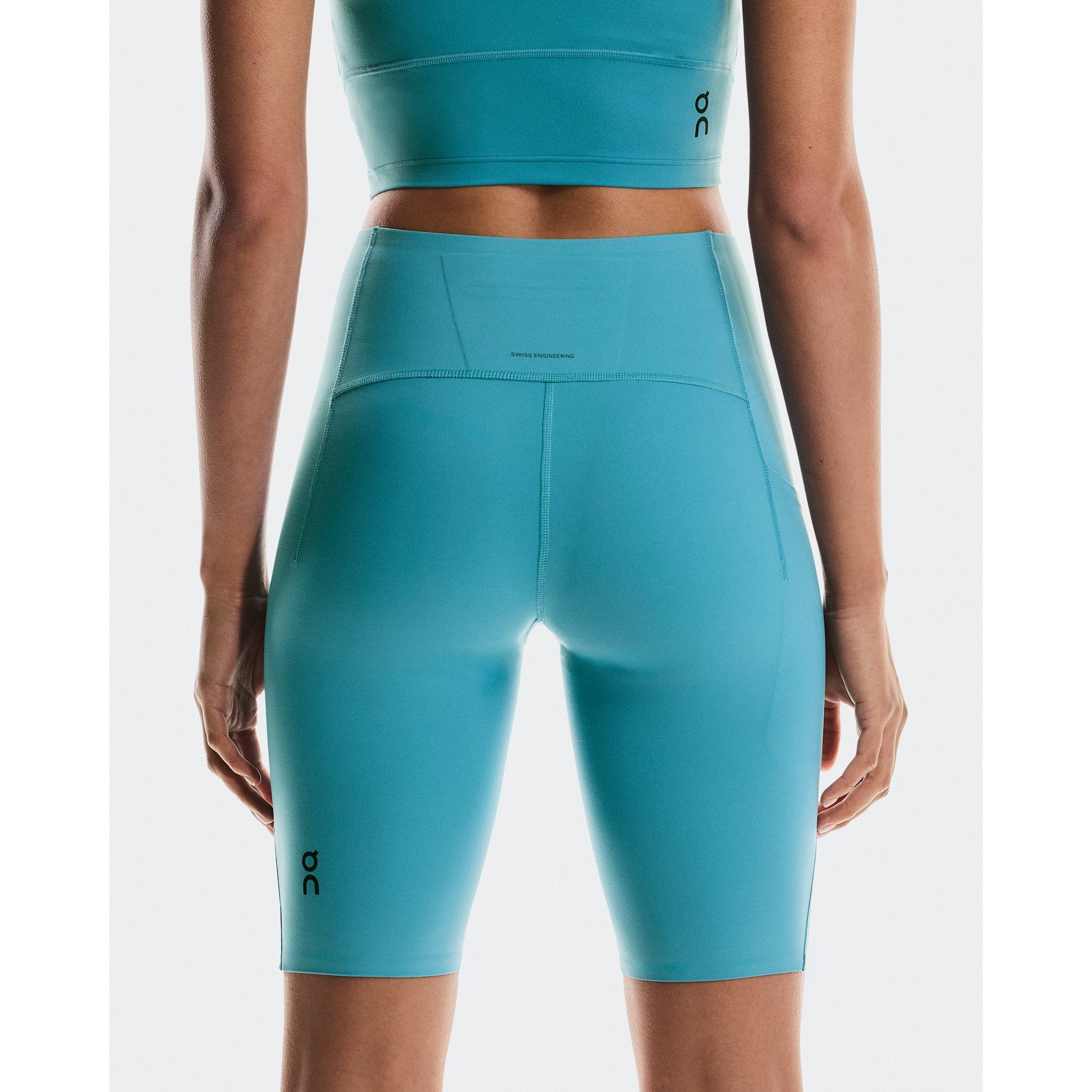 On Studio Tights Short Niagara