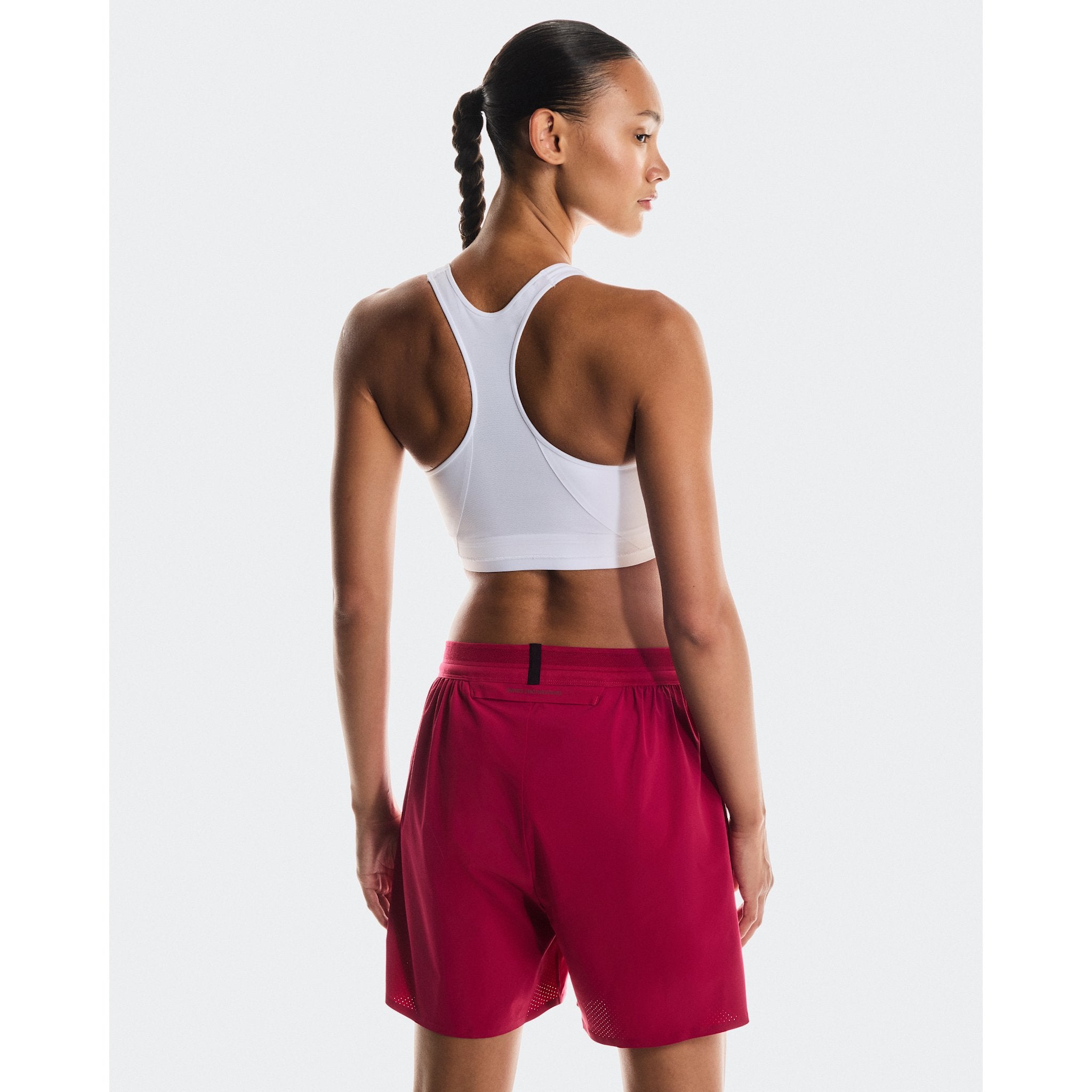 On 5" Performance Shorts Grenadine