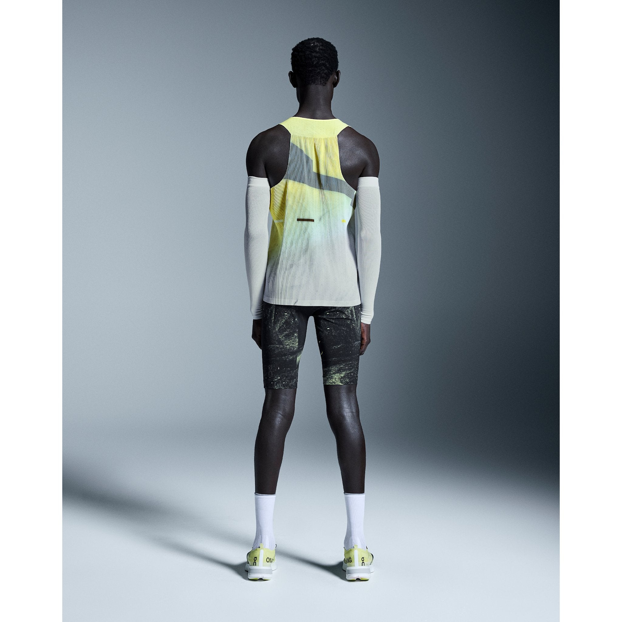 On Race Singlet Limelight | Glacier
