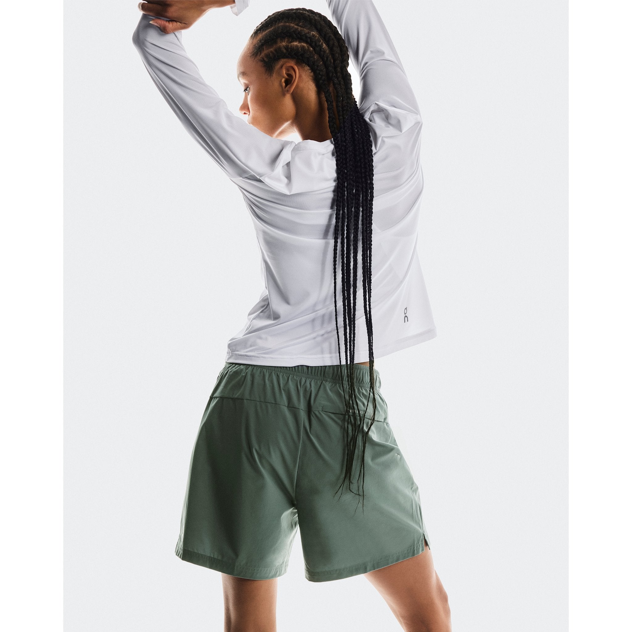 On 5" Core Shorts Olive