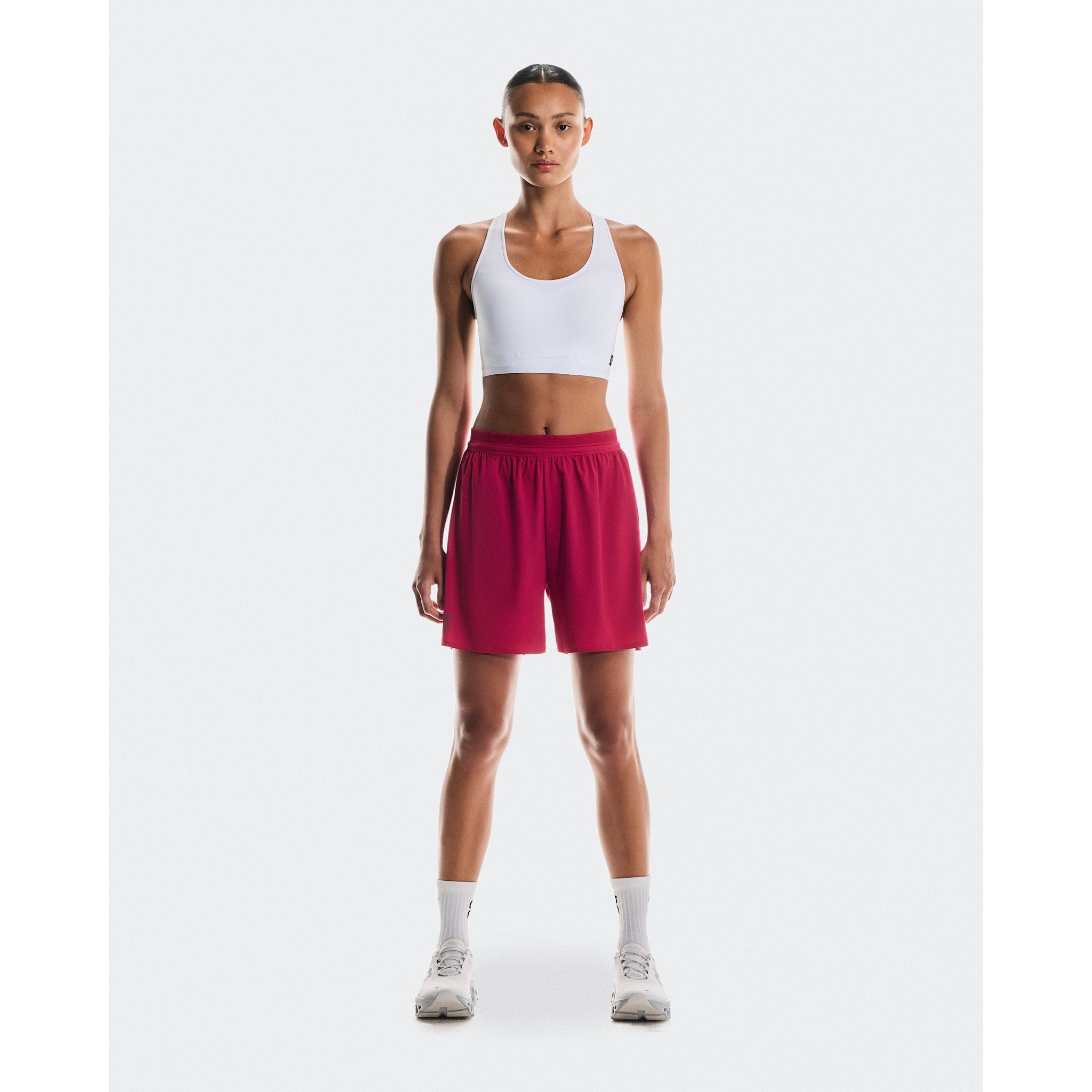 On 5" Performance Shorts Grenadine