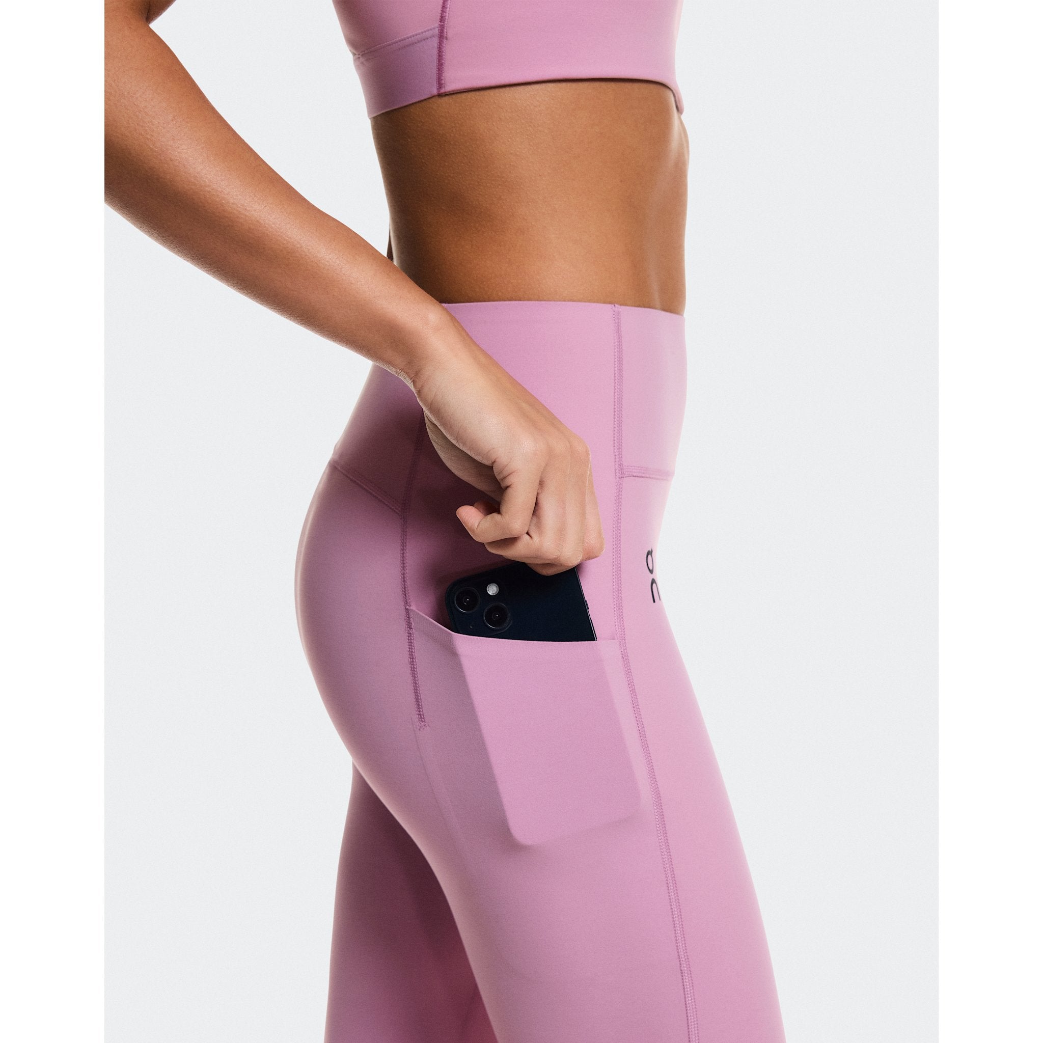 On Studio Flared Leggings 30" Sakura