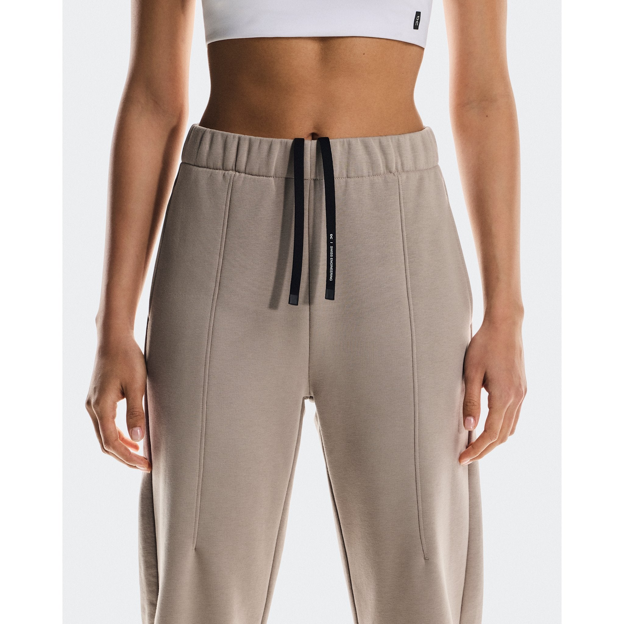 On Club Pants Desert