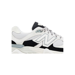 New Balance 9060 'Reflection Black'