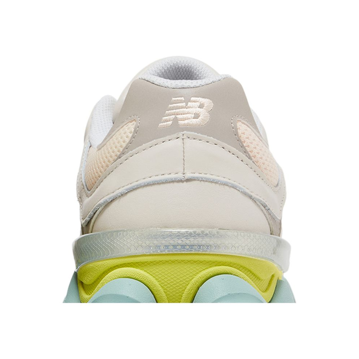 New Balance 9060 'Moonbeam Vintage Rose'