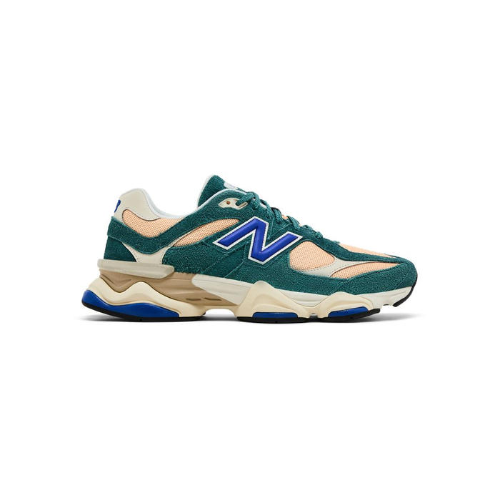 New Balance 9060 'New Spruce Peach Blossom'
