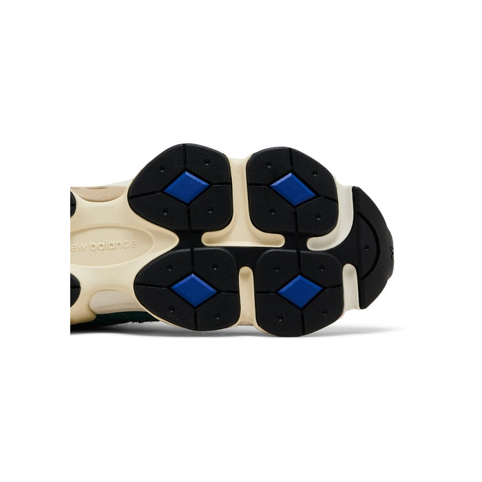 New Balance 9060 'New Spruce Peach Blossom'