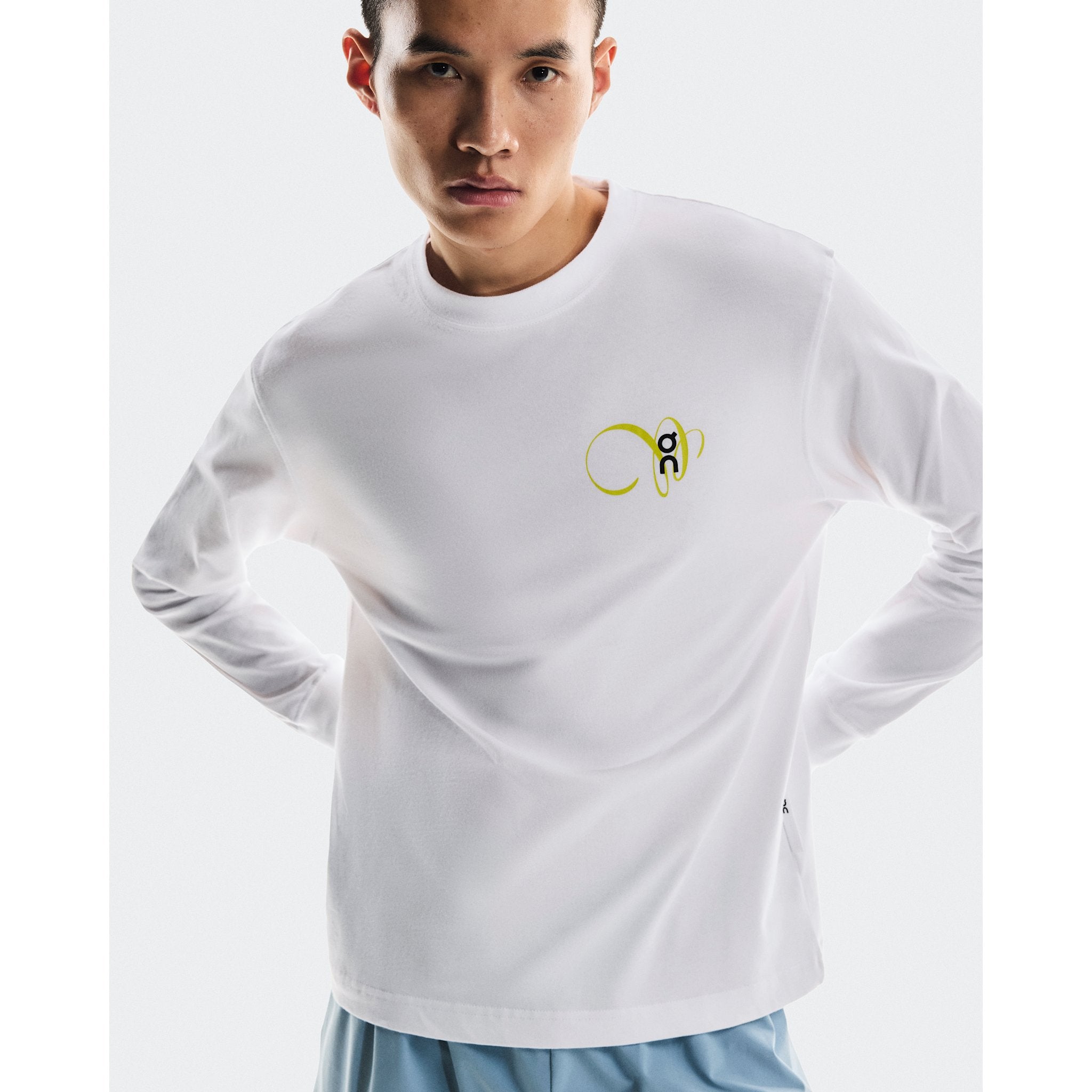 On Club Long-T Graphic White