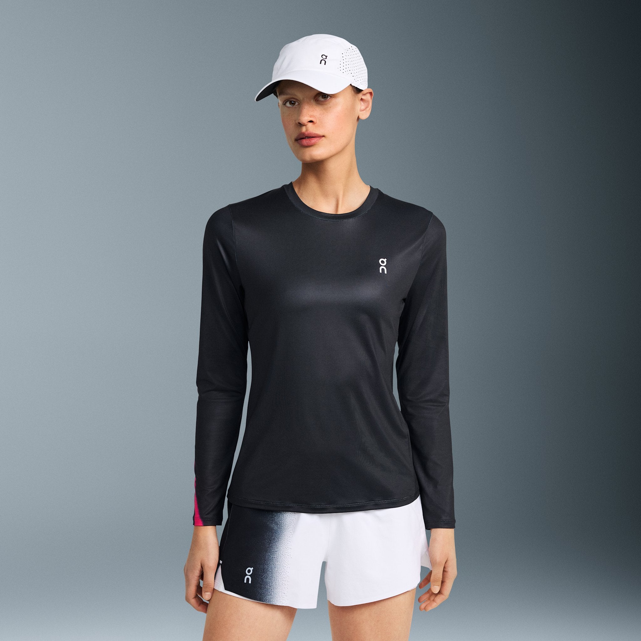 On Court Long-T Black
