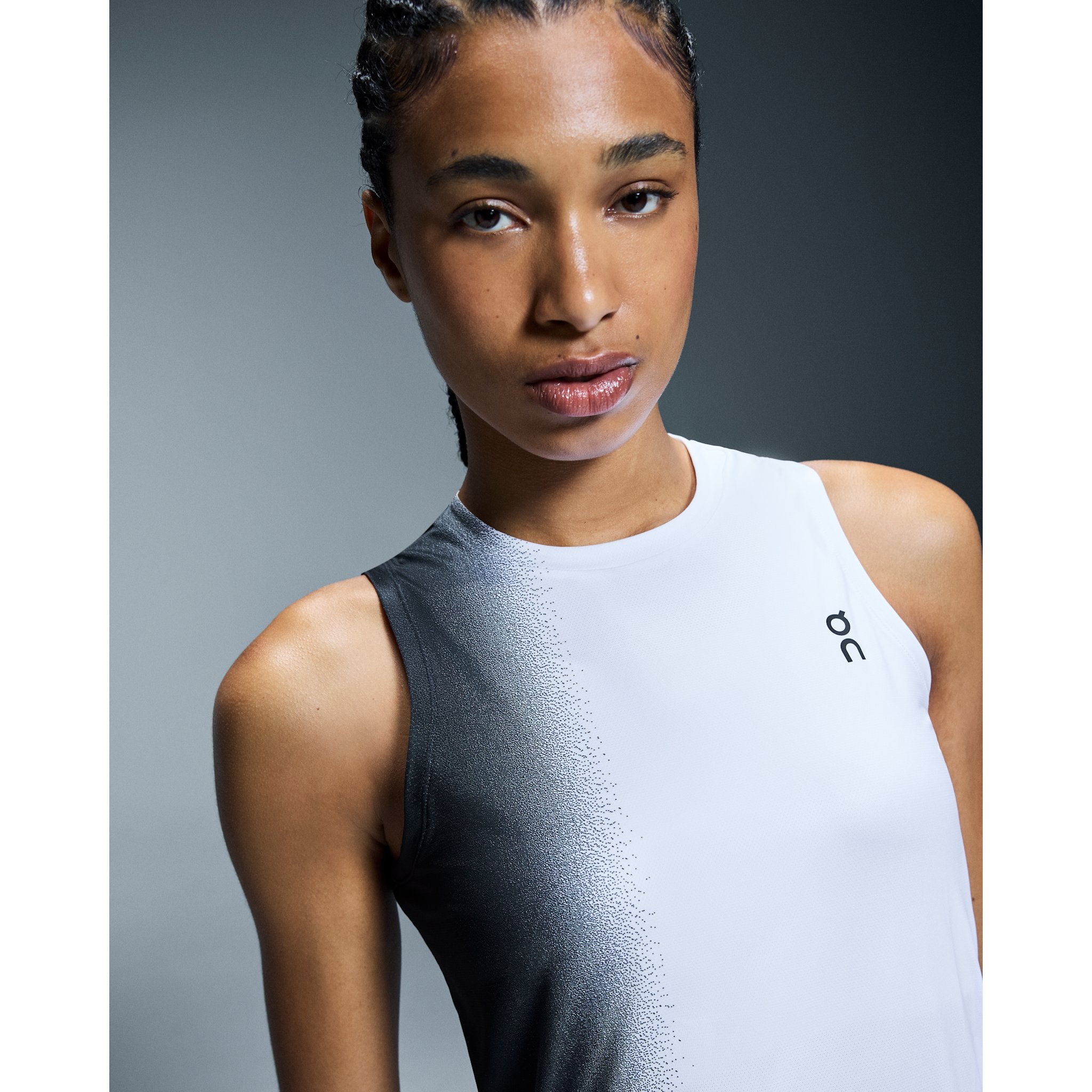On Court Tank Black | White