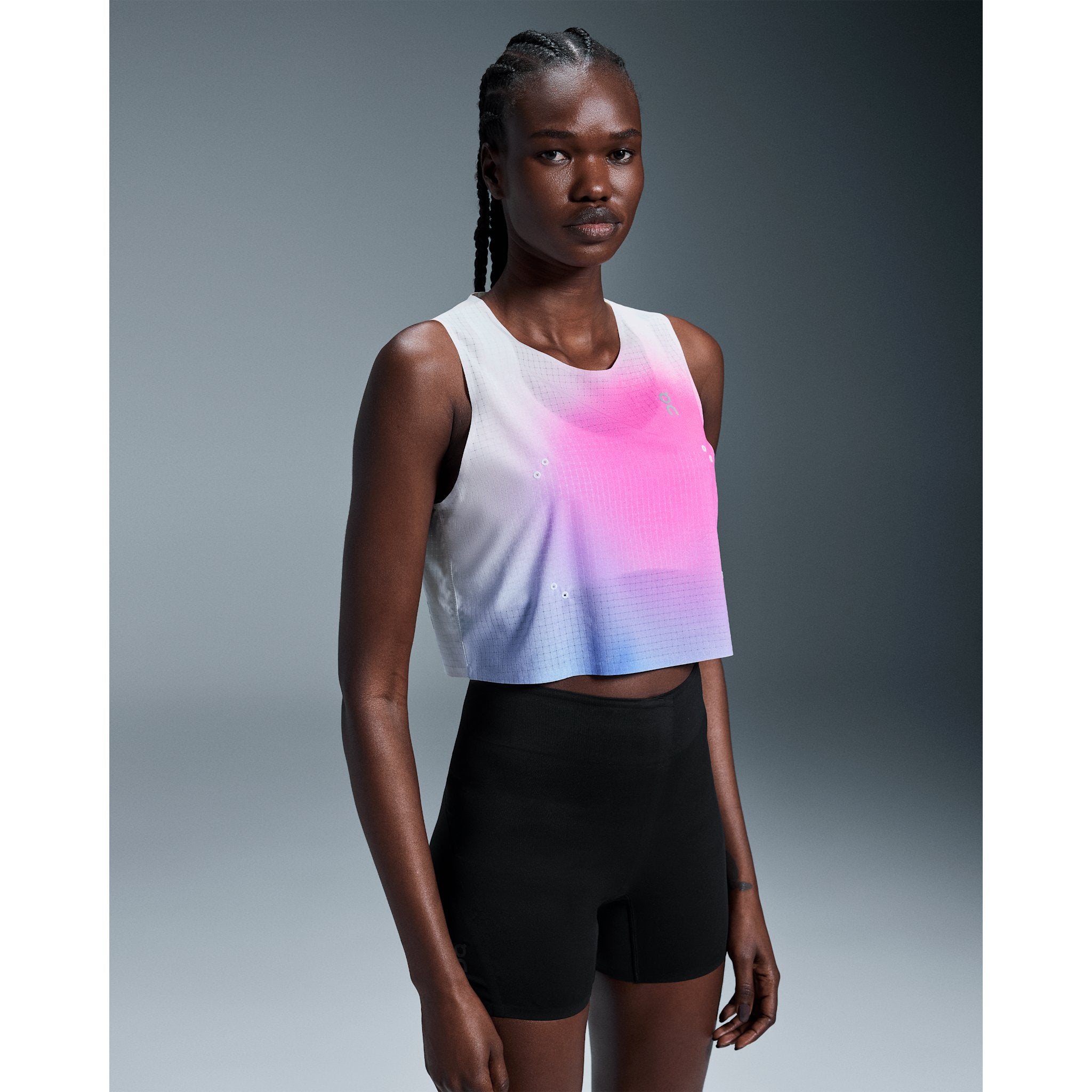 On Pace Tank Undyed | Pink