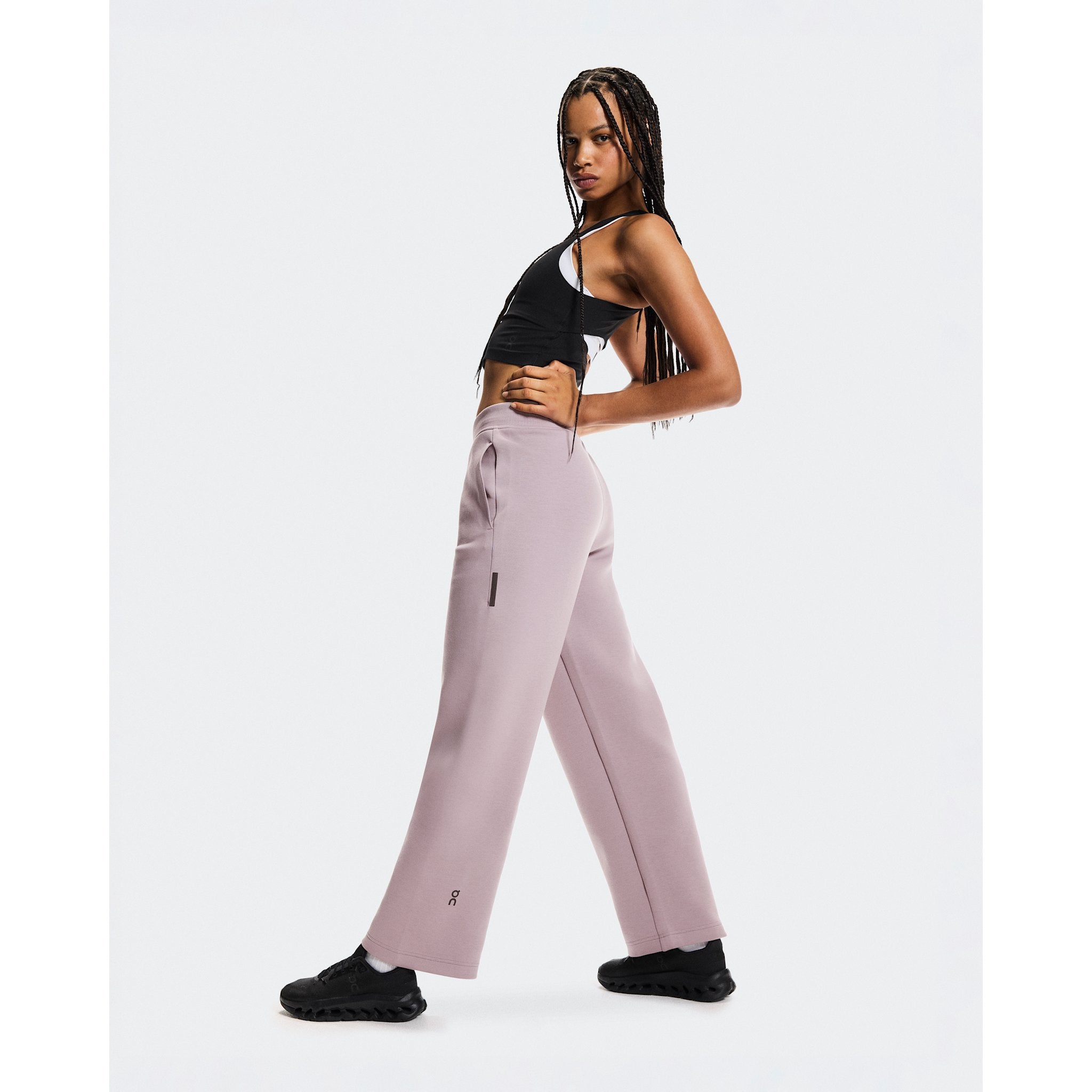 On Focus Tech Sweatpants Heron