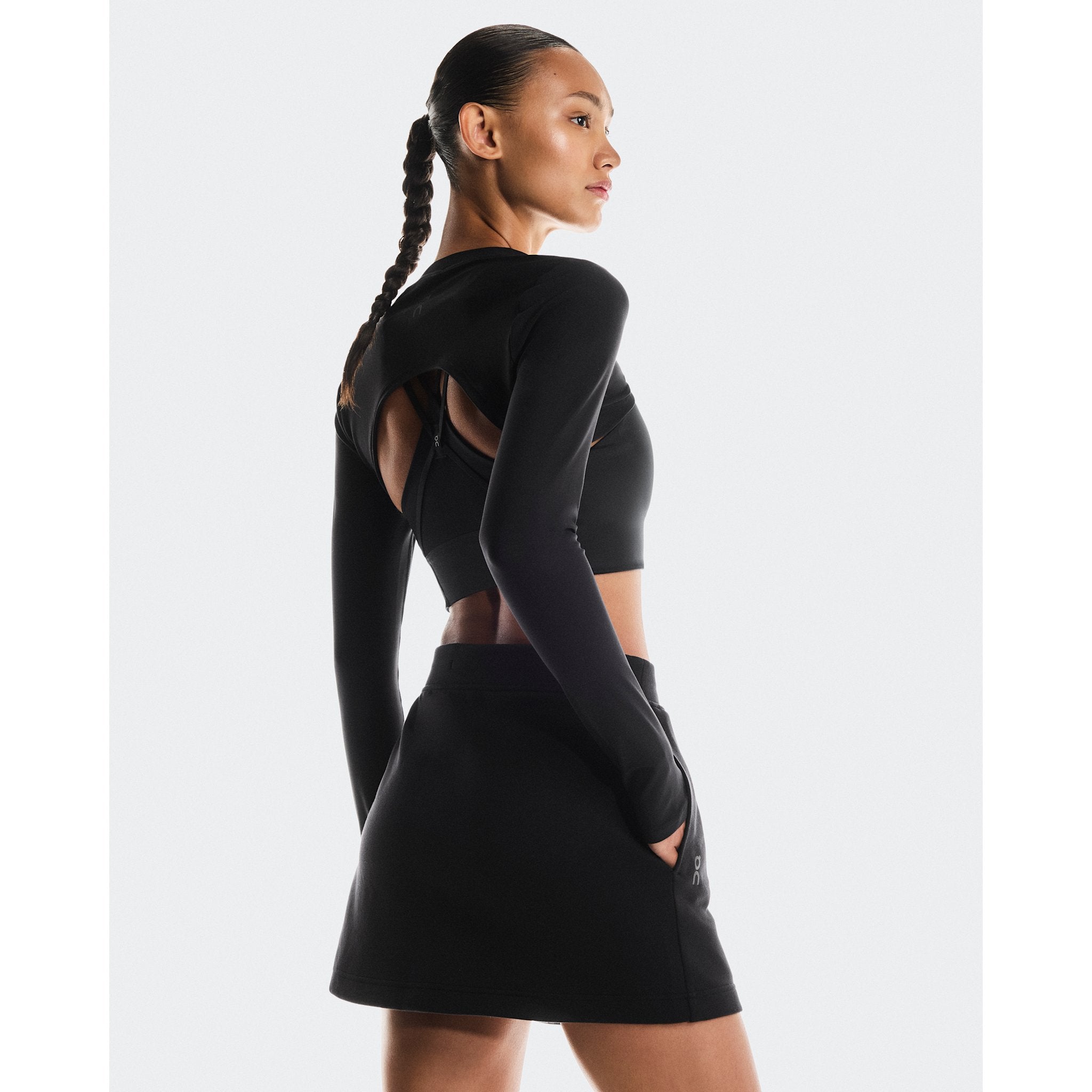 On Focus Tech Skirt Black