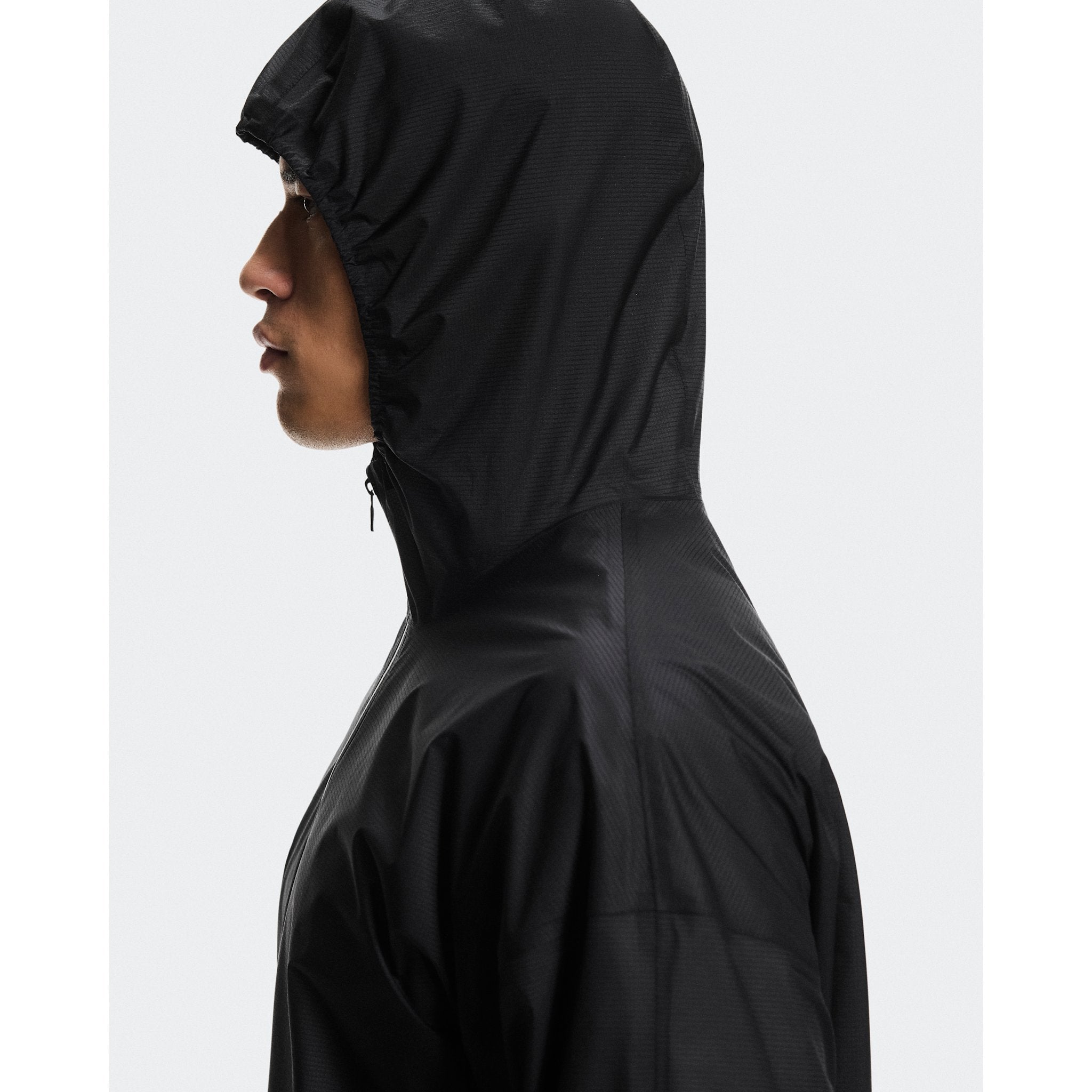 On Explore Lightweight Waterproof Jacket Black