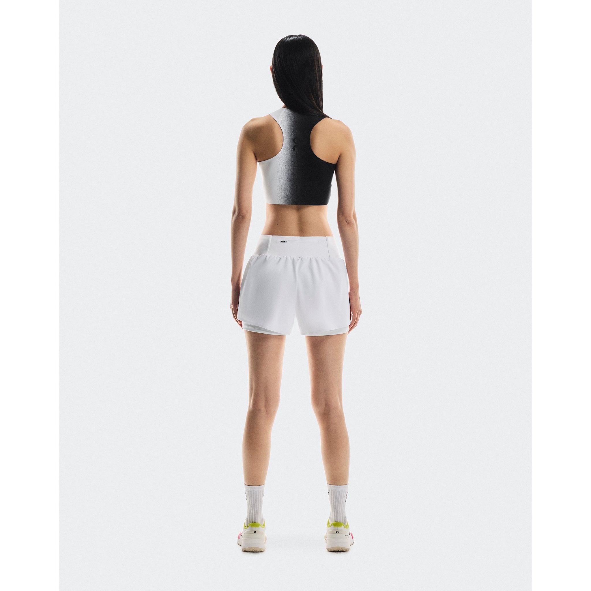 On Court Crop Top Black | White