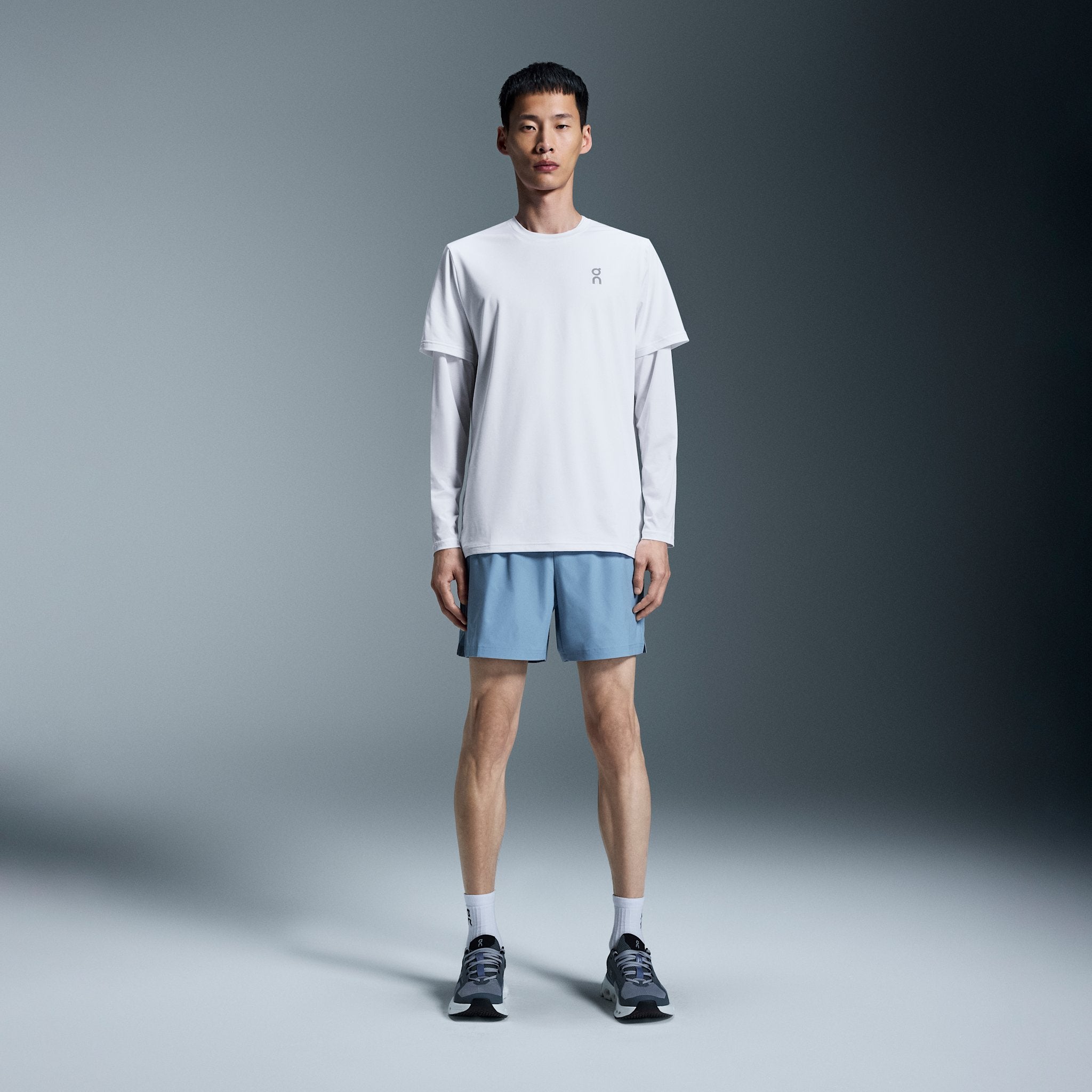 On 5" Core Shorts Chambray
