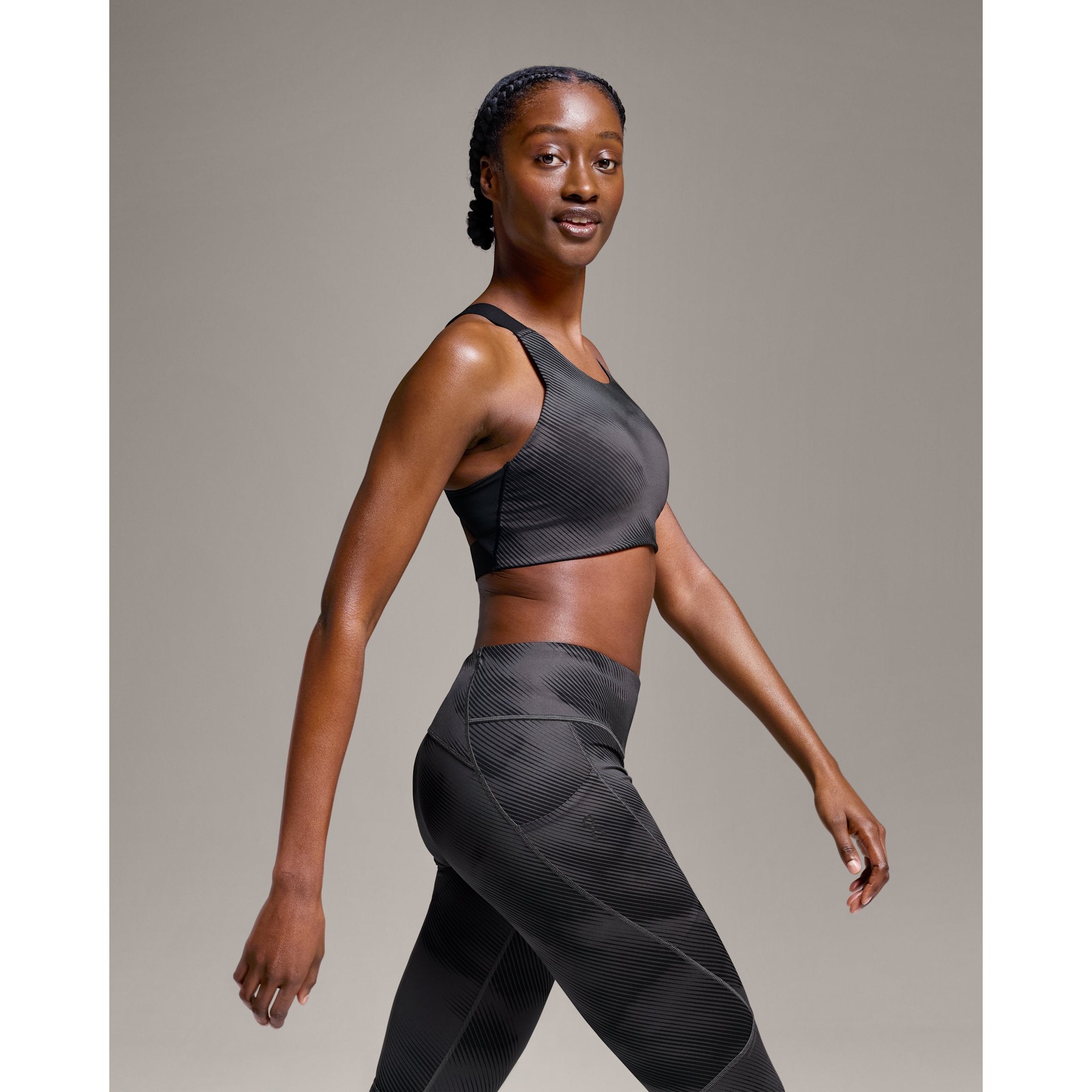 On Performance Graphic Bra Black