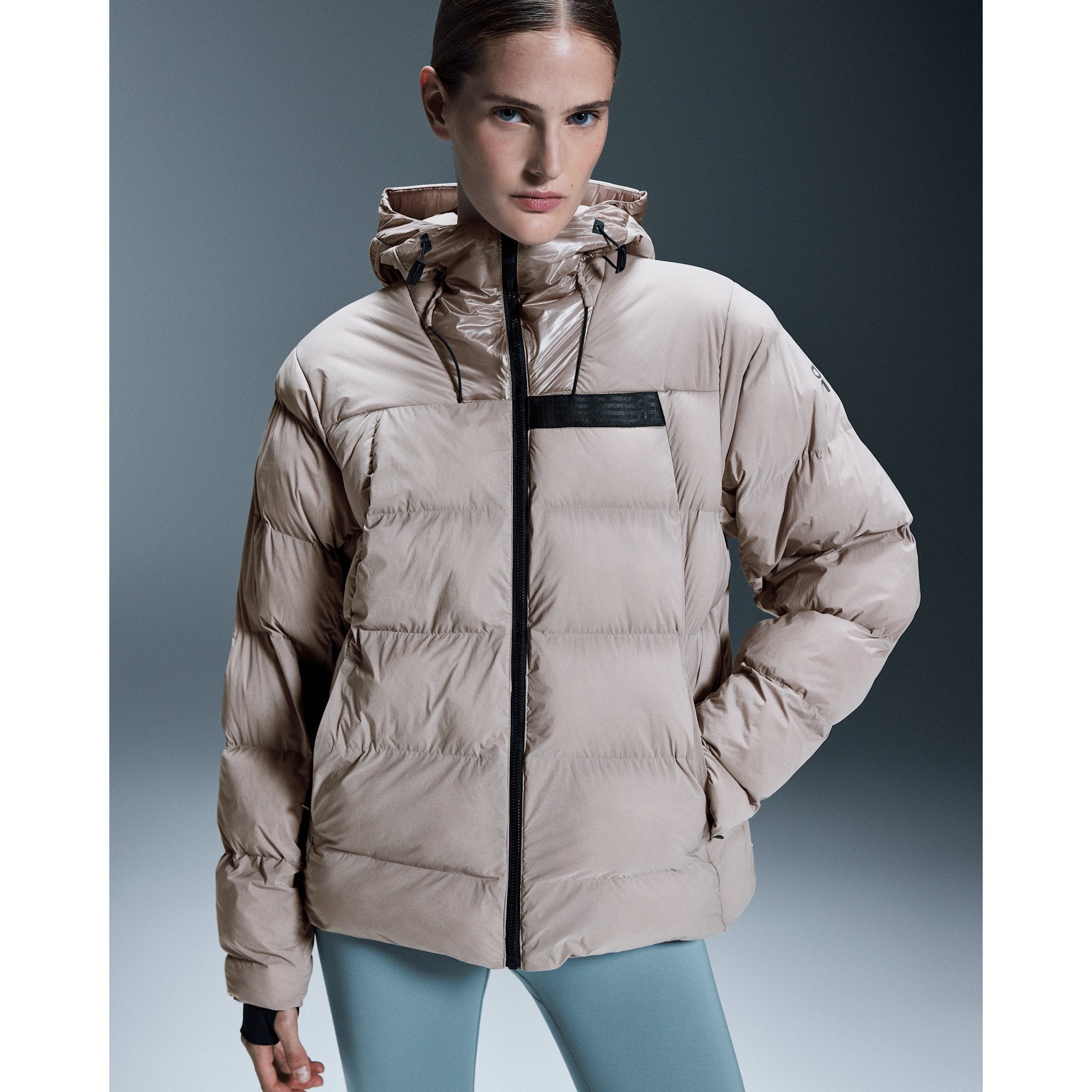 On Challenger Jacket Zinc