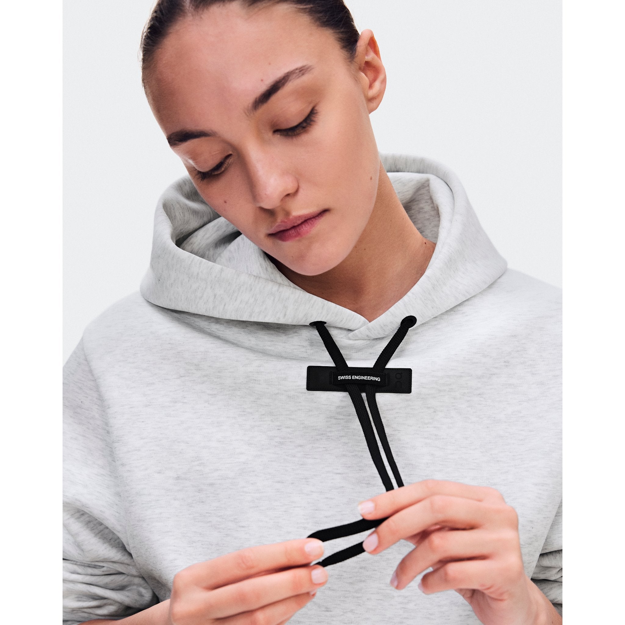 On Focus Tech Hoodie Crater