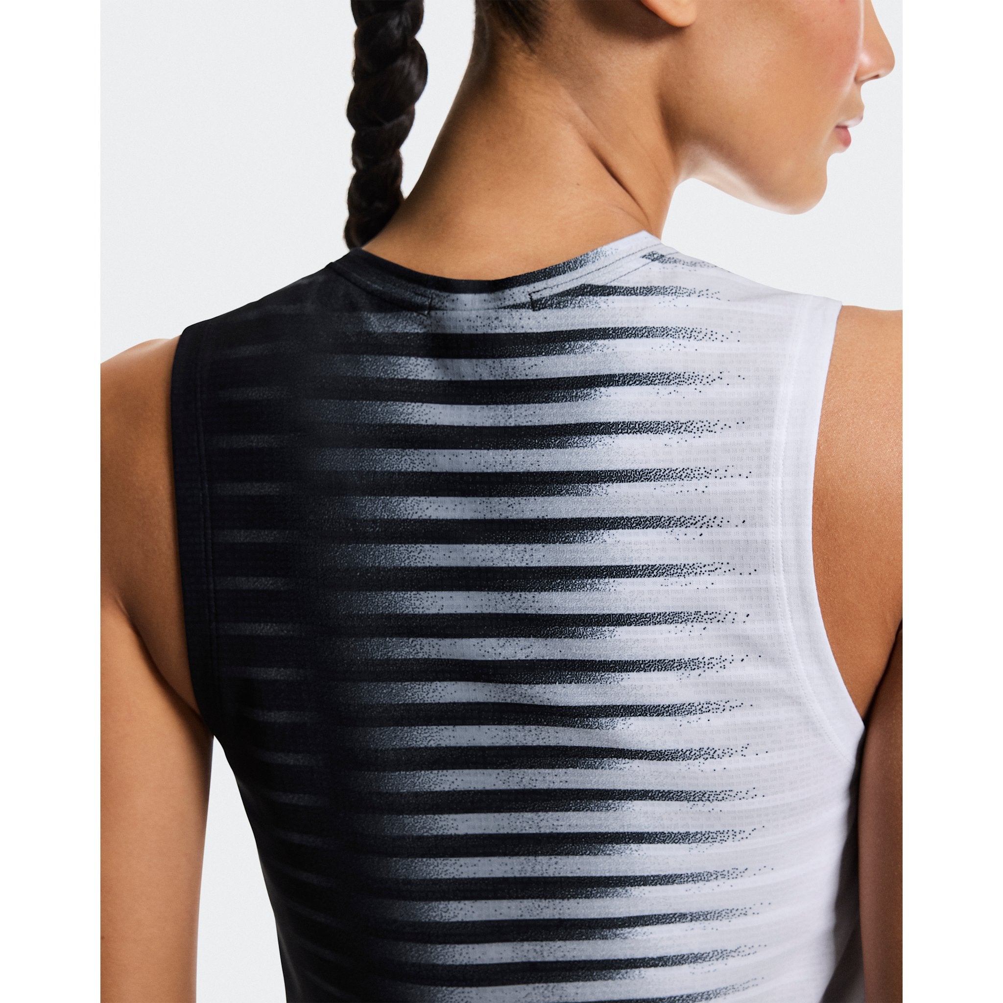On Court Tank Edge Black | White