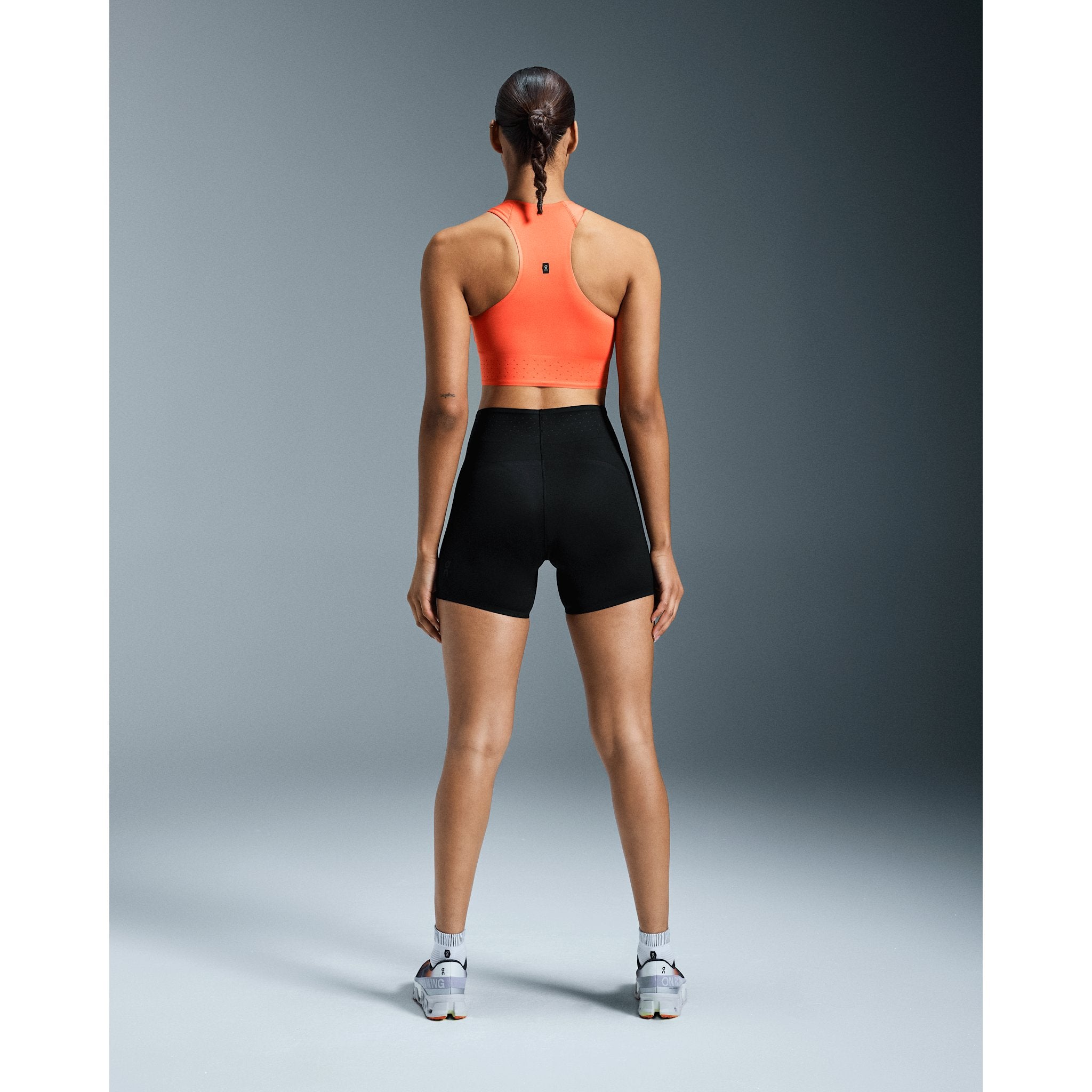 On Race Crop Flame | Black