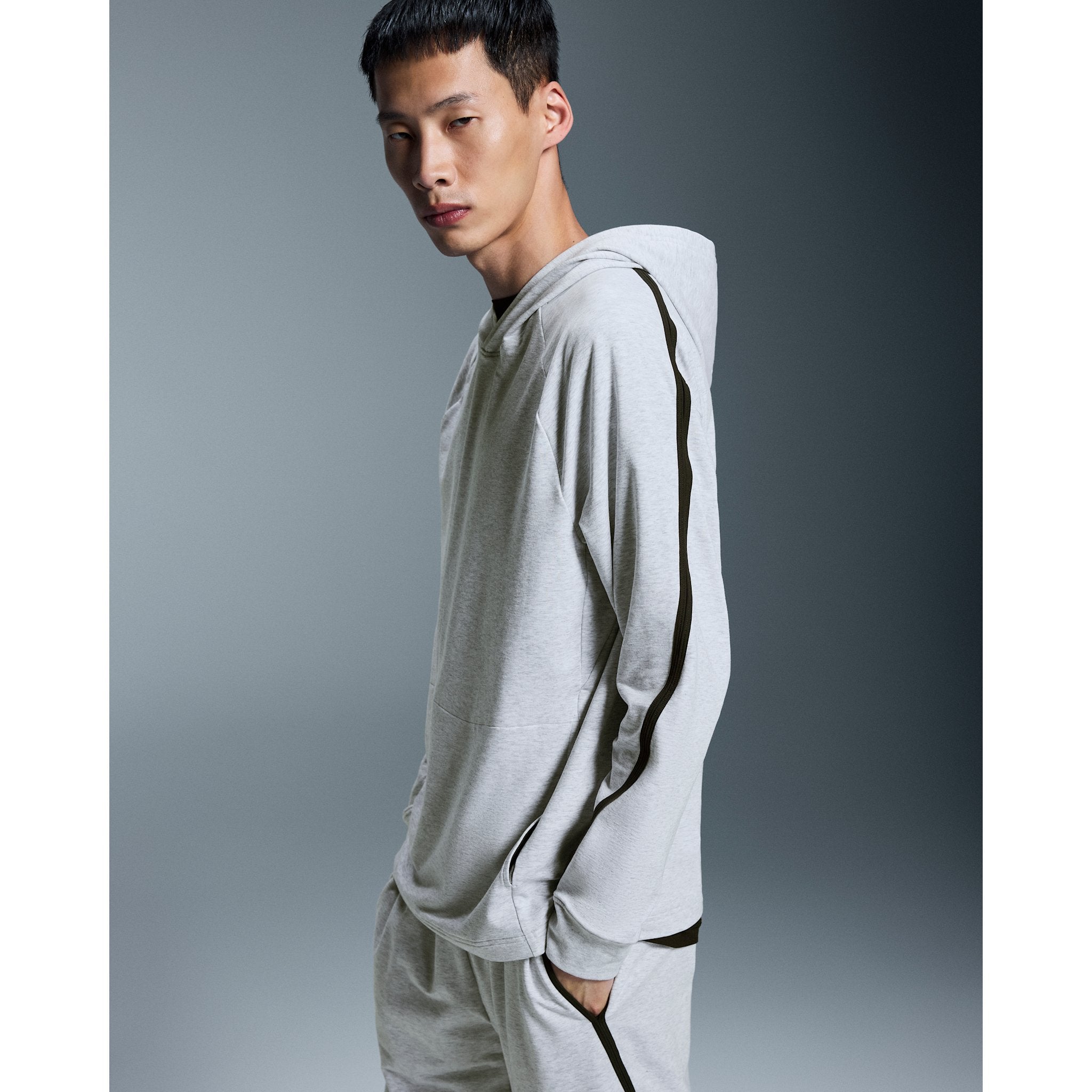 On Studio Hoodie Crater